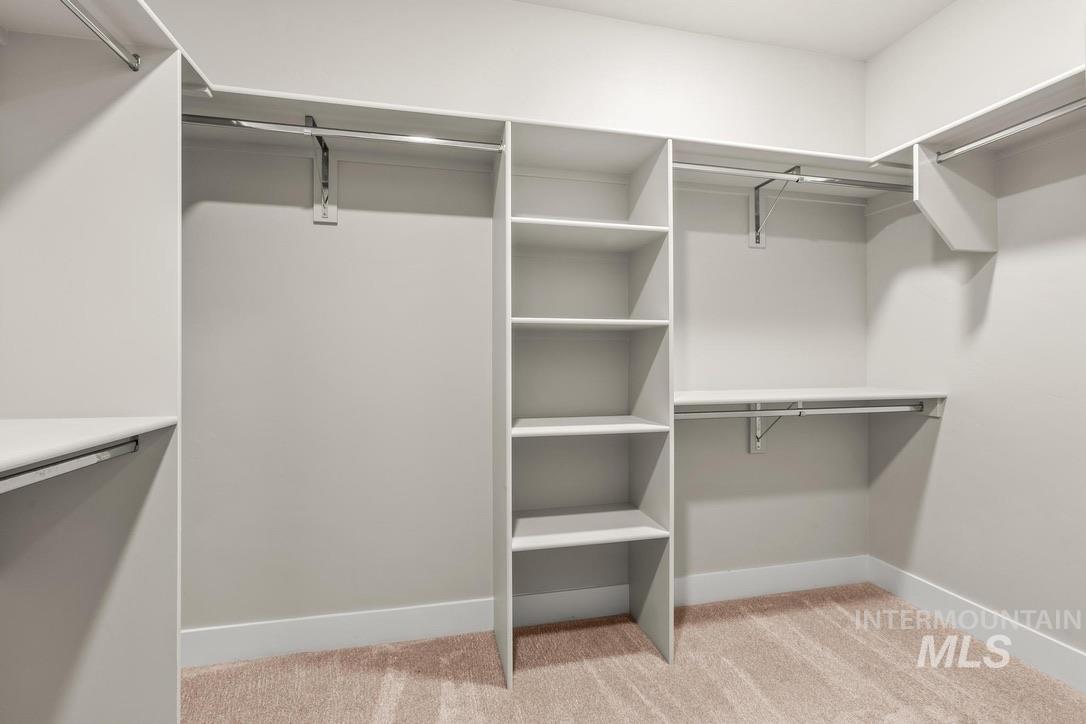 6103 S Phoebe Place, Meridian, Idaho 83642-5896, 4 Bedrooms, 3.5 Bathrooms, Residential For Sale, Price $950,000,MLS 98969109