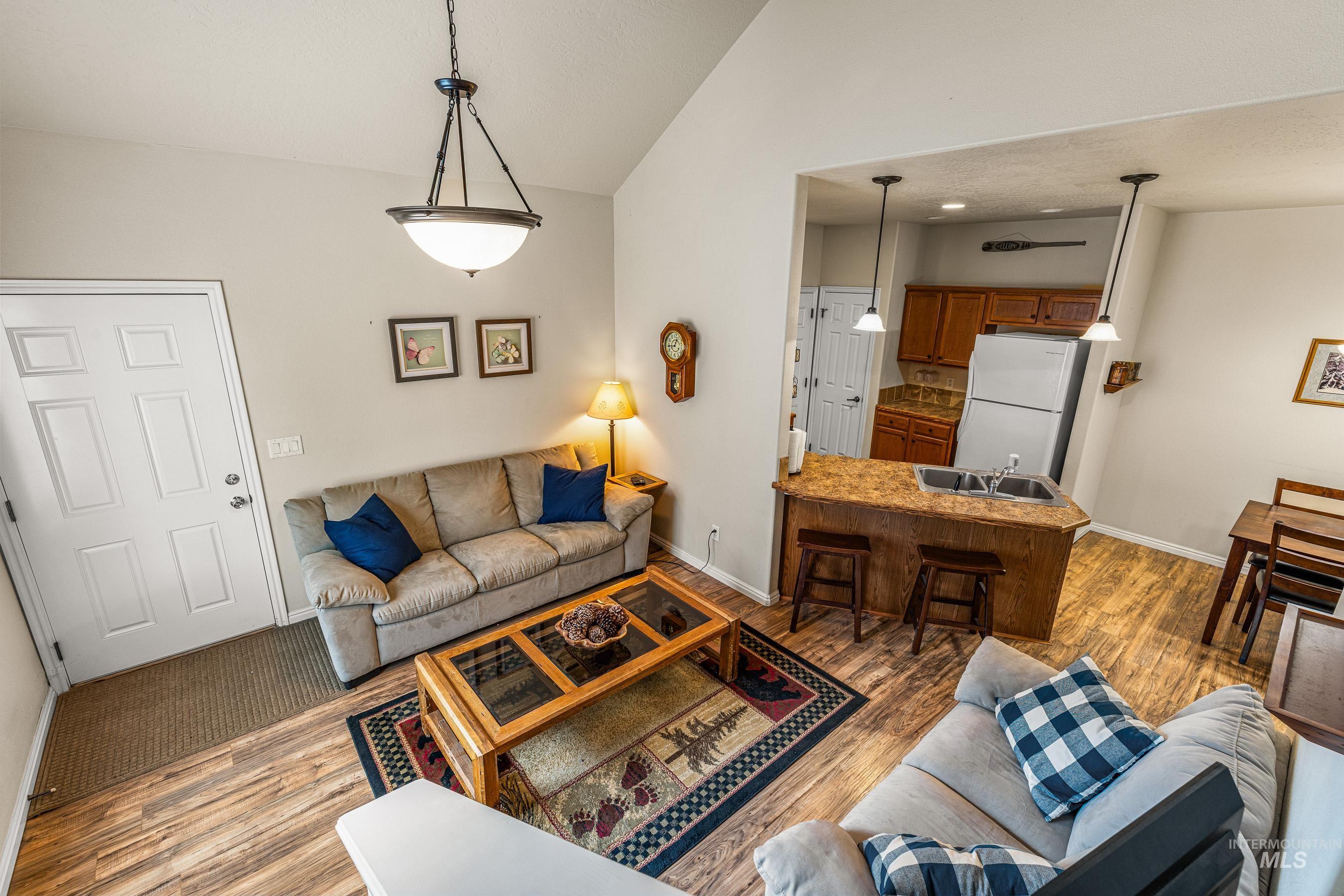 34 Mangum Circle, Donnelly, Idaho 83615, 3 Bedrooms, 2 Bathrooms, Residential For Sale, Price $378,500,MLS 98969117