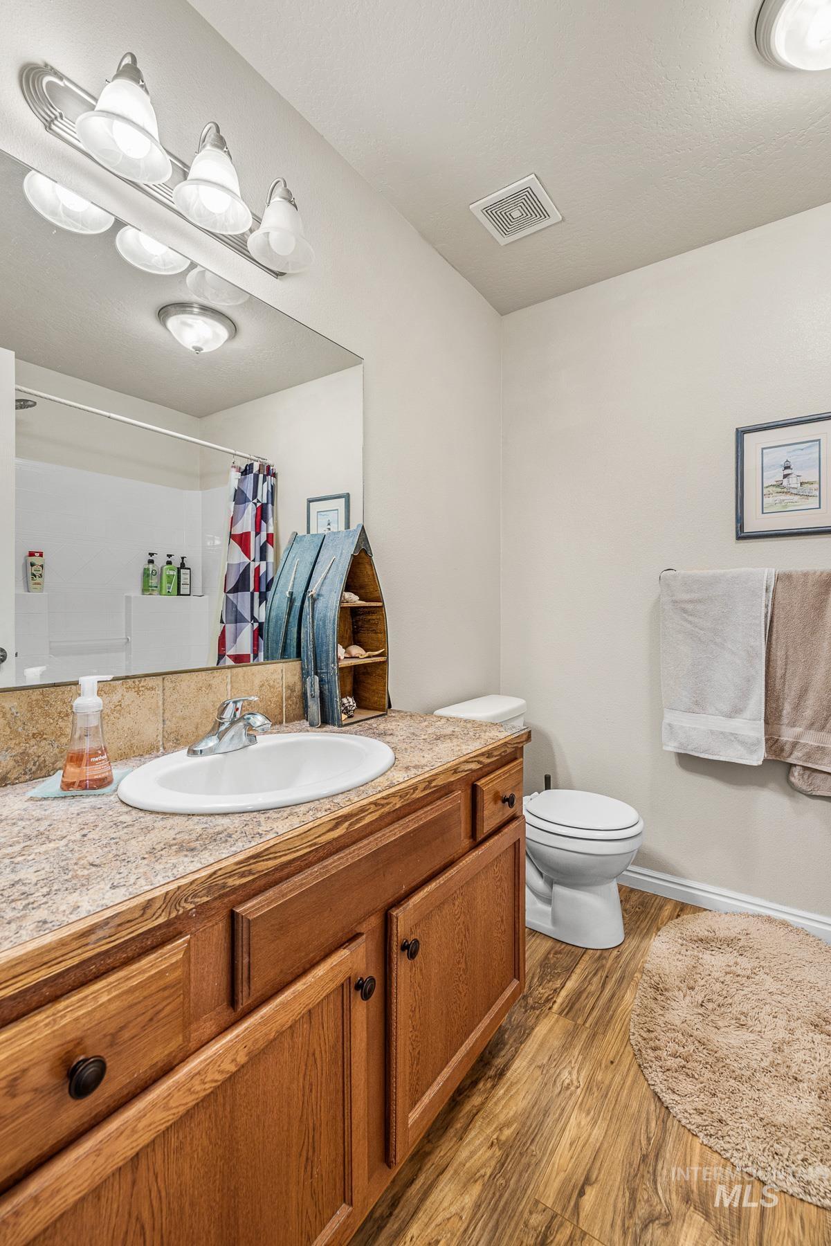 34 Mangum Circle, Donnelly, Idaho 83615, 3 Bedrooms, 2 Bathrooms, Residential For Sale, Price $378,500,MLS 98969117