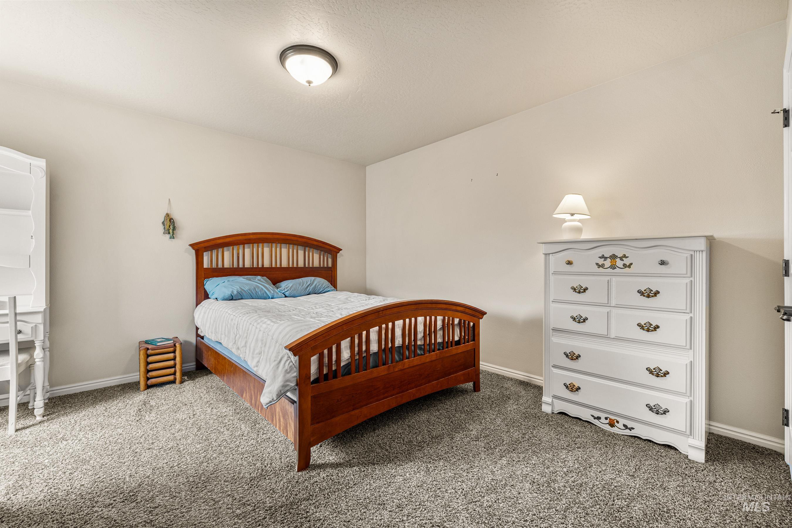 34 Mangum Circle, Donnelly, Idaho 83615, 3 Bedrooms, 2 Bathrooms, Residential For Sale, Price $378,500,MLS 98969117