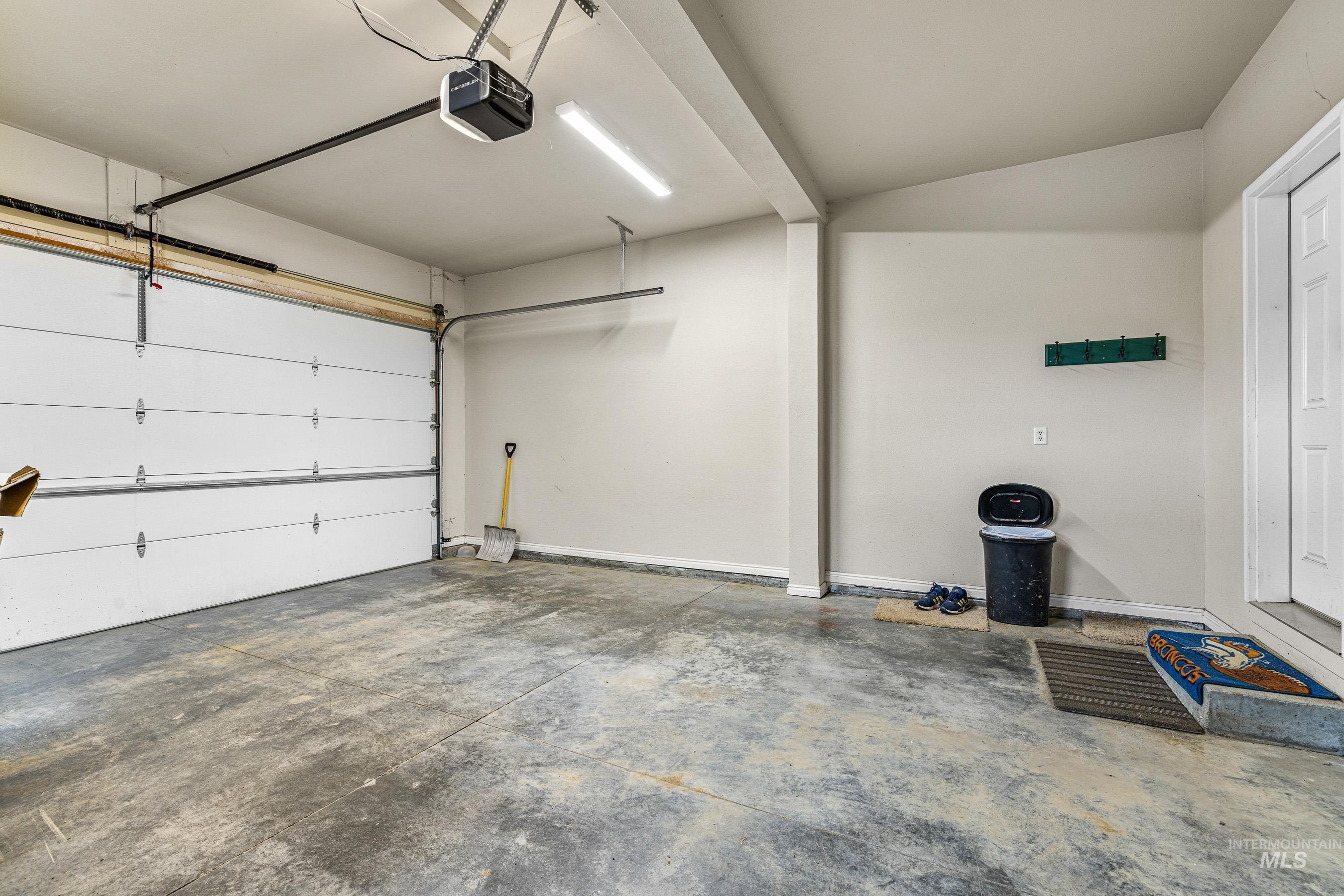 34 Mangum Circle, Donnelly, Idaho 83615, 3 Bedrooms, 2 Bathrooms, Residential For Sale, Price $378,500,MLS 98969117