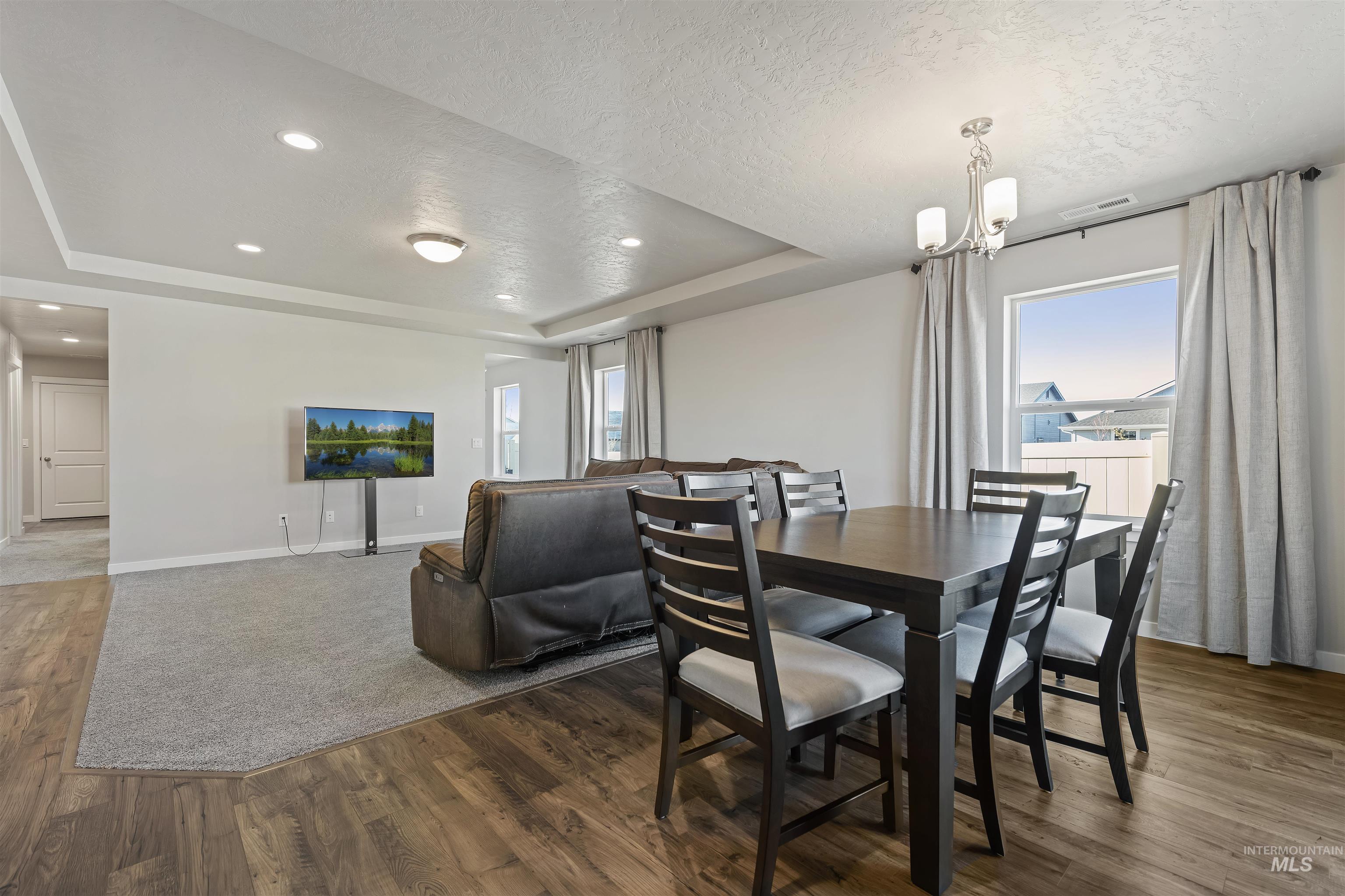 12452 Shadow River St, Caldwell, Idaho 83607, 3 Bedrooms, 2 Bathrooms, Residential For Sale, Price $365,000,MLS 98969124