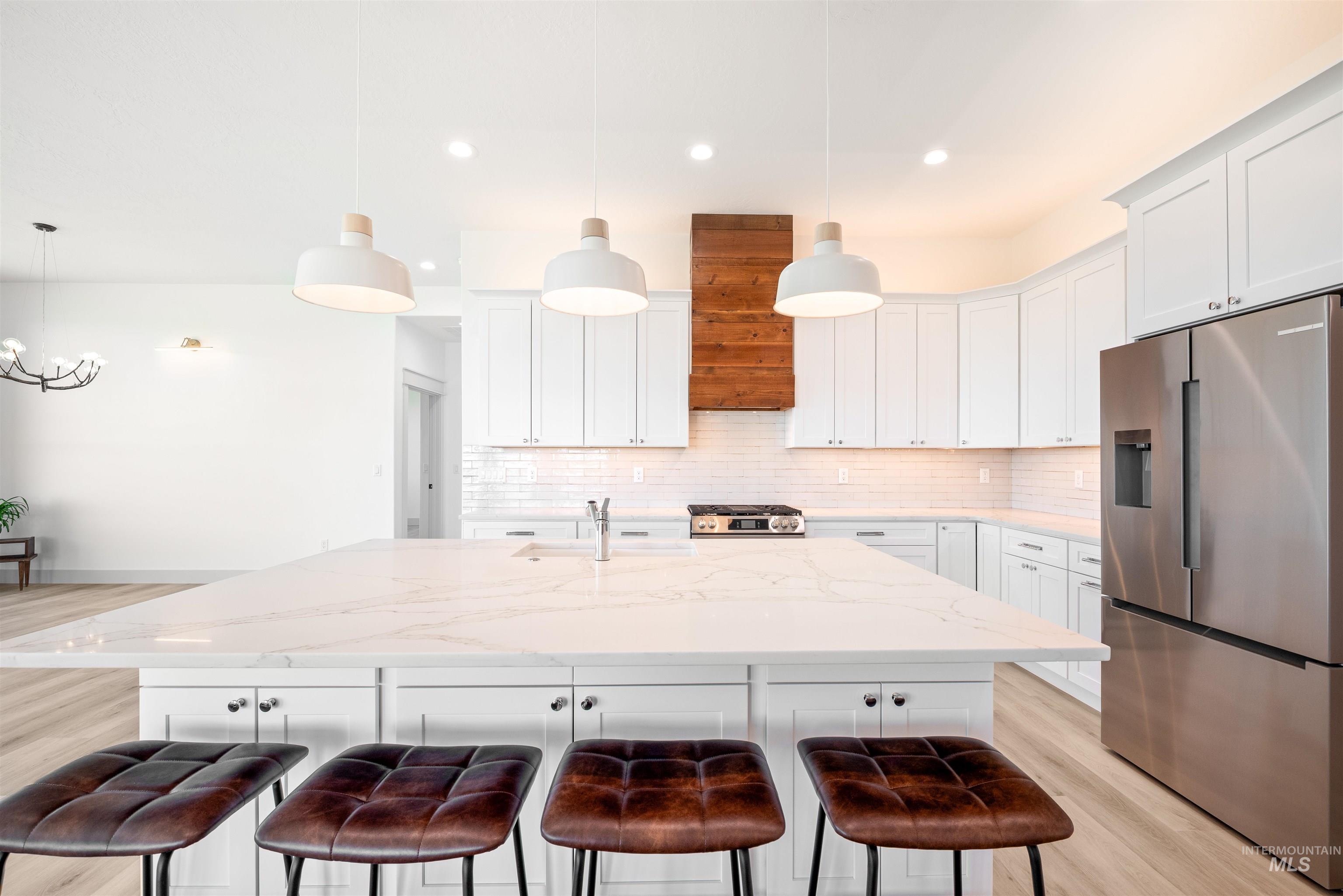 435 E Elaine Ct, Nampa, Idaho 83686, 4 Bedrooms, 3 Bathrooms, Residential For Sale, Price $715,000,MLS 98969125