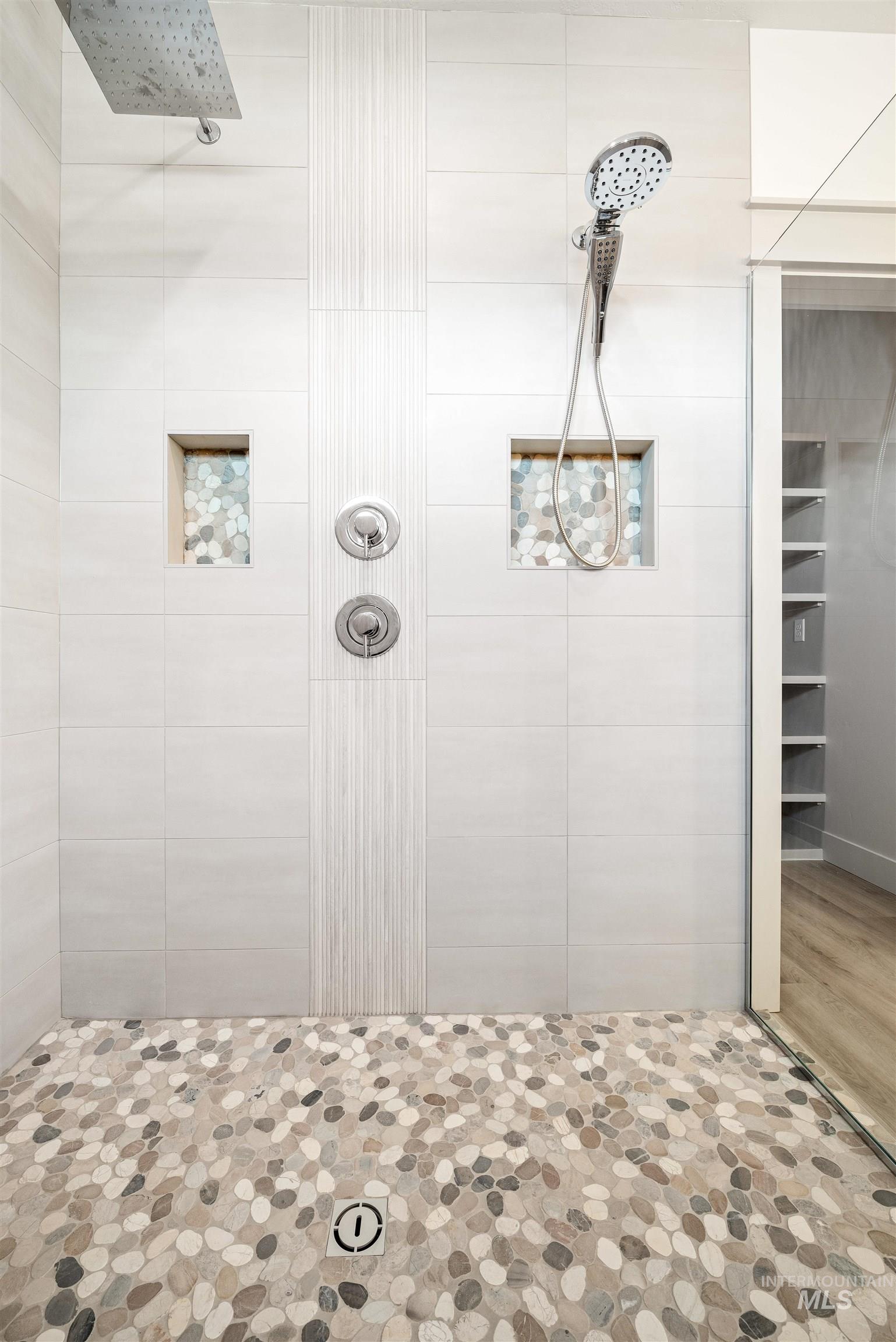 435 E Elaine Ct, Nampa, Idaho 83686, 4 Bedrooms, 3 Bathrooms, Residential For Sale, Price $715,000,MLS 98969125