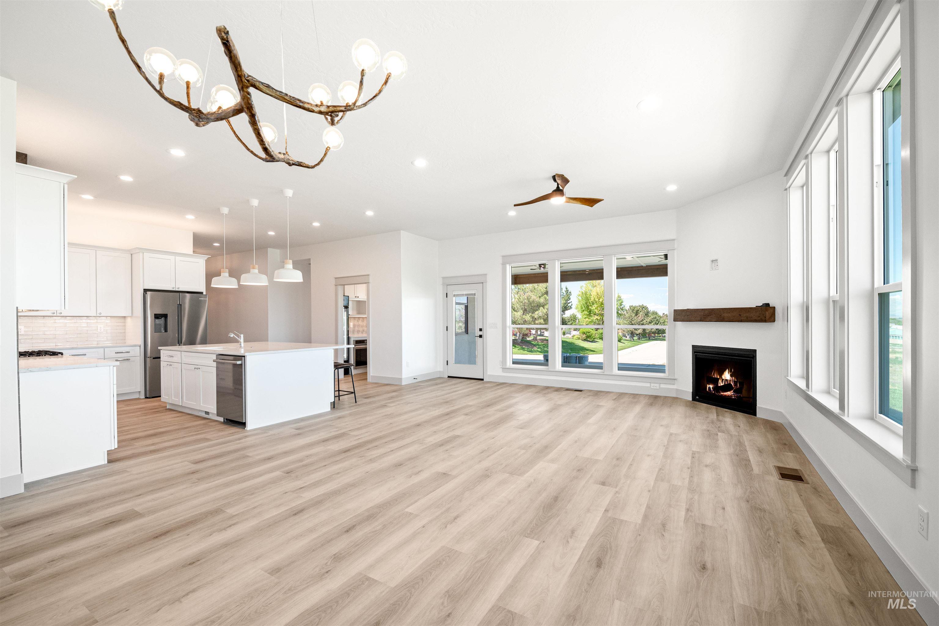 435 E Elaine Ct, Nampa, Idaho 83686, 4 Bedrooms, 3 Bathrooms, Residential For Sale, Price $715,000,MLS 98969125