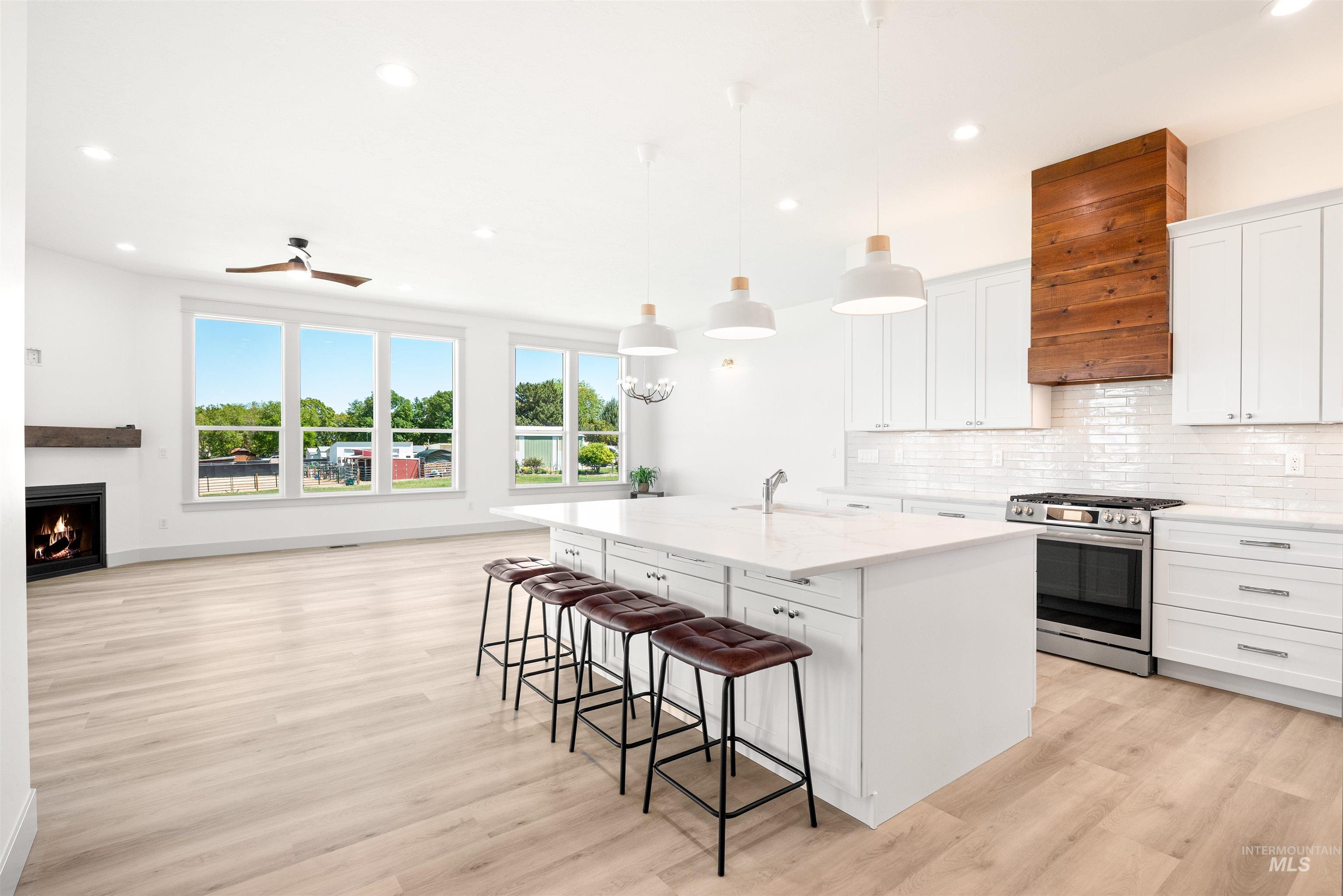 435 E Elaine Ct, Nampa, Idaho 83686, 4 Bedrooms, 3 Bathrooms, Residential For Sale, Price $715,000,MLS 98969125