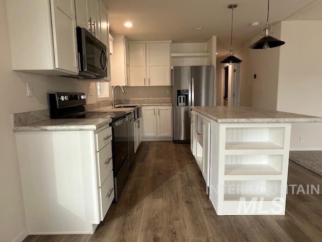 2401 S Owyhee St. #52, Boise, Idaho 83705, 3 Bedrooms, 2 Bathrooms, Residential For Sale, Price $185,000,MLS 98969126