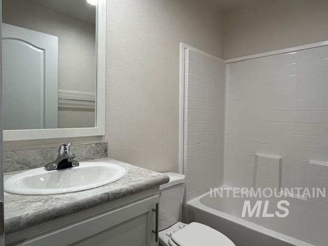 2401 S Owyhee St. #52, Boise, Idaho 83705, 3 Bedrooms, 2 Bathrooms, Residential For Sale, Price $185,000,MLS 98969126