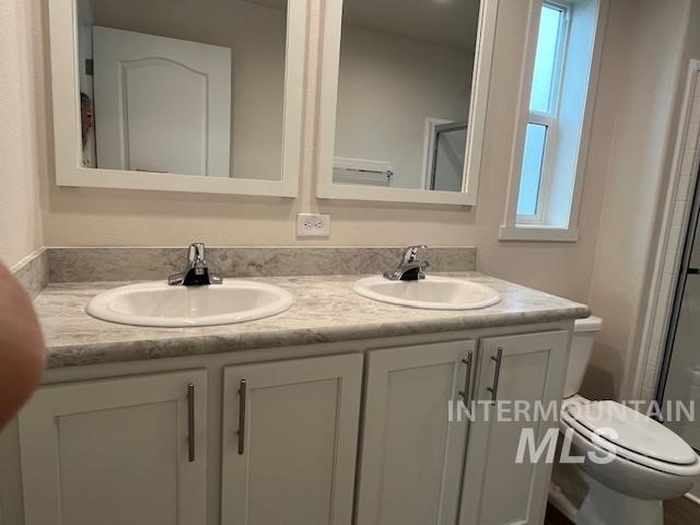 2401 S Owyhee St. #52, Boise, Idaho 83705, 3 Bedrooms, 2 Bathrooms, Residential For Sale, Price $185,000,MLS 98969126