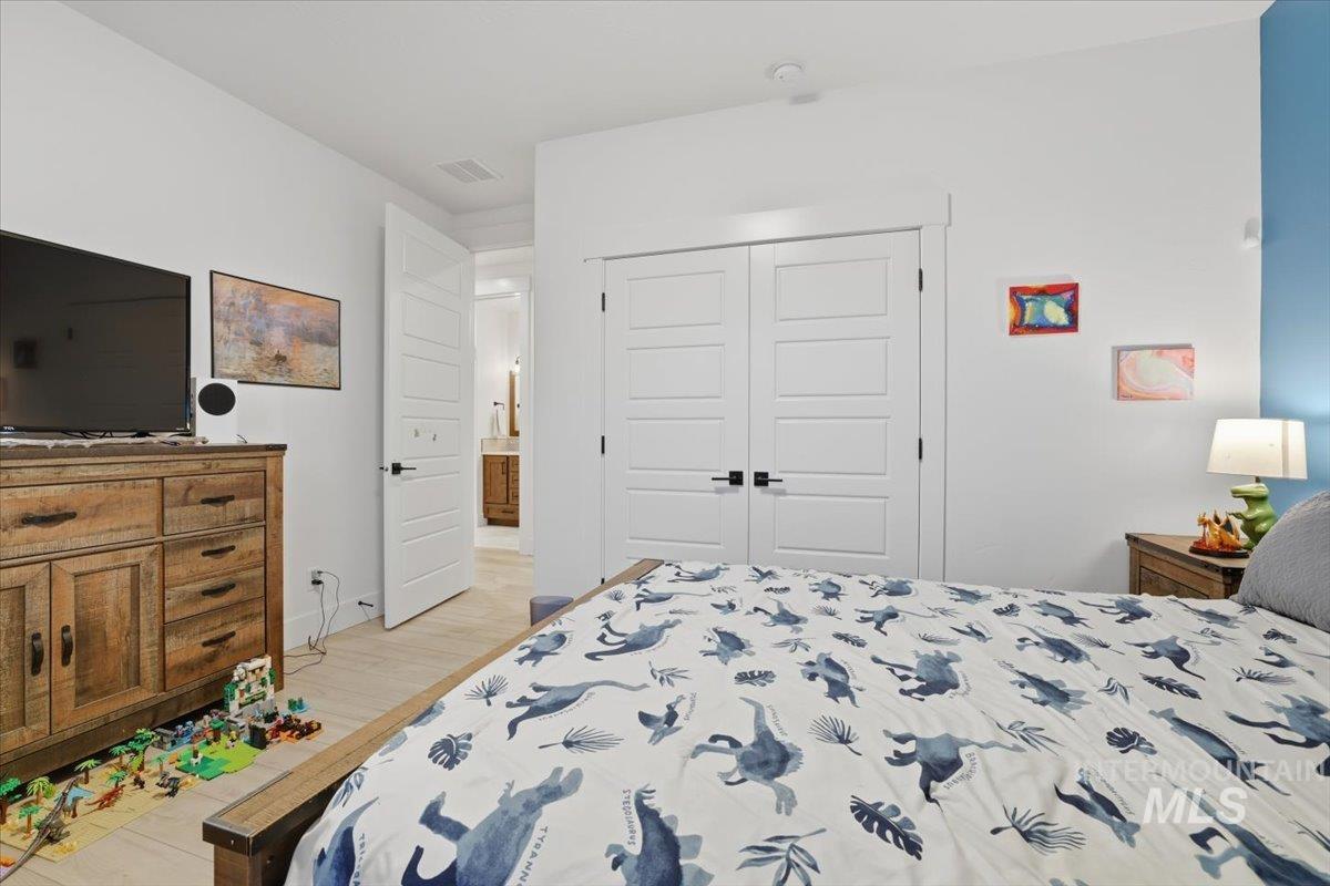 5906 N Schumann Ln, Meridian, Idaho 83646, 5 Bedrooms, 3 Bathrooms, Residential For Sale, Price $1,800,000,MLS 98969127