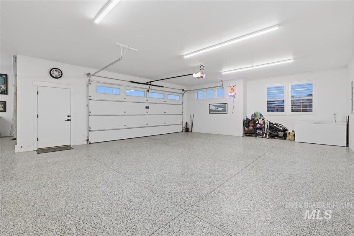 5906 N Schumann Ln, Meridian, Idaho 83646, 5 Bedrooms, 3 Bathrooms, Residential For Sale, Price $1,800,000,MLS 98969127