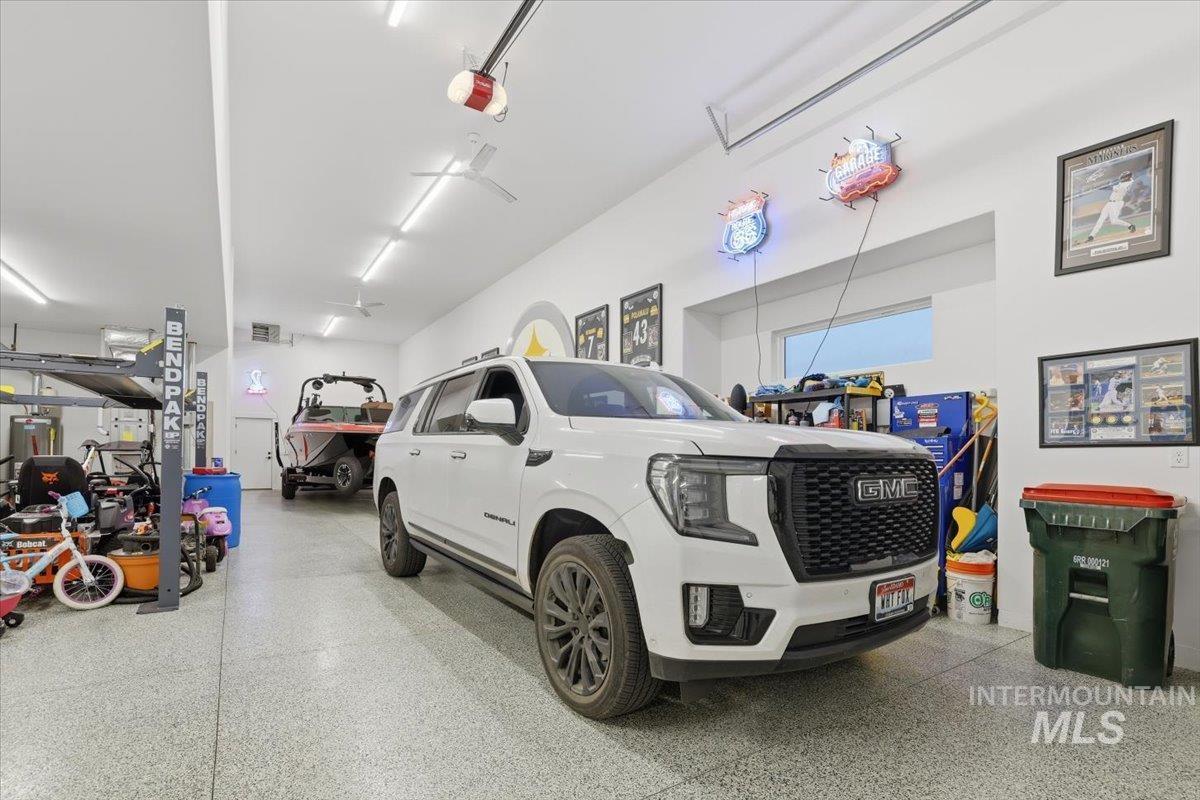 5906 N Schumann Ln, Meridian, Idaho 83646, 5 Bedrooms, 3 Bathrooms, Residential For Sale, Price $1,800,000,MLS 98969127