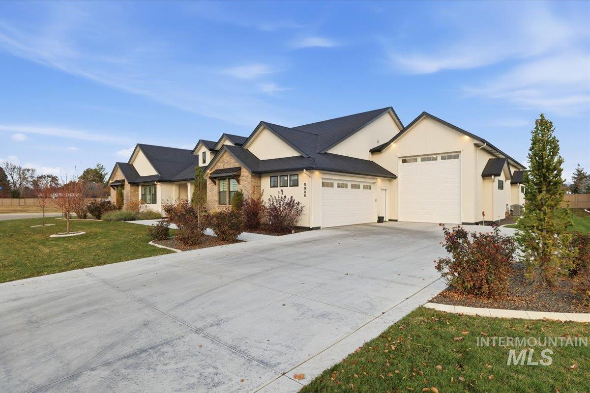 5906 N Schumann Ln, Meridian, Idaho 83646, 5 Bedrooms, 3 Bathrooms, Residential For Sale, Price $1,800,000,MLS 98969127
