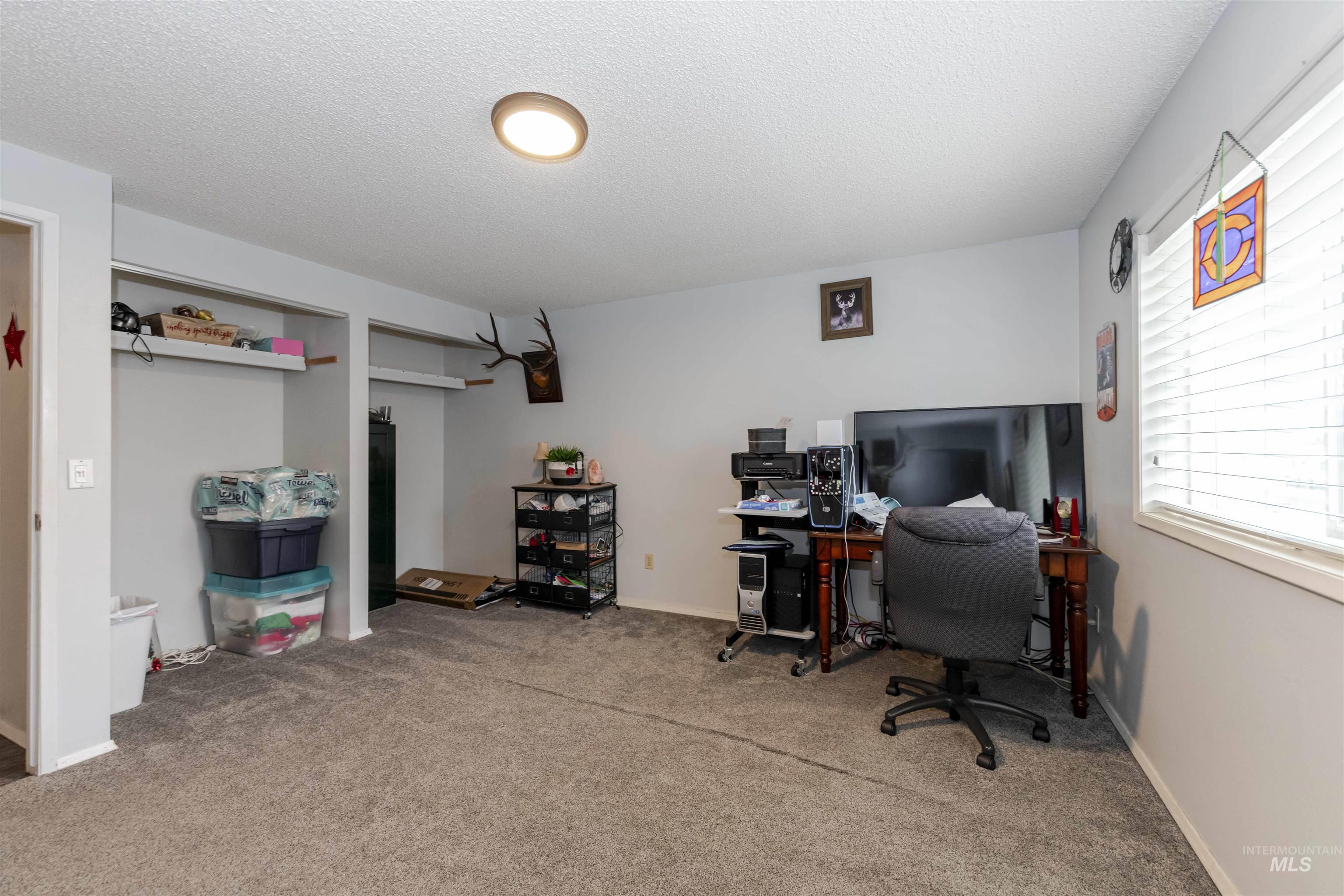 930 Preston Ave, Lewiston, Idaho 83501, 5 Bedrooms, 3 Bathrooms, Residential For Sale, Price $450,000,MLS 98969136