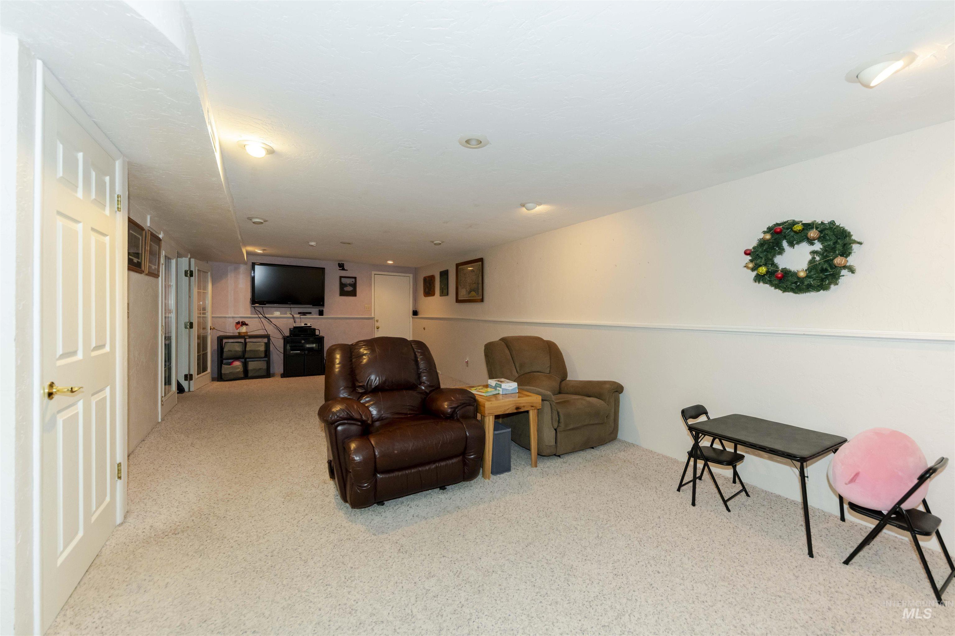 930 Preston Ave, Lewiston, Idaho 83501, 5 Bedrooms, 3 Bathrooms, Residential For Sale, Price $450,000,MLS 98969136