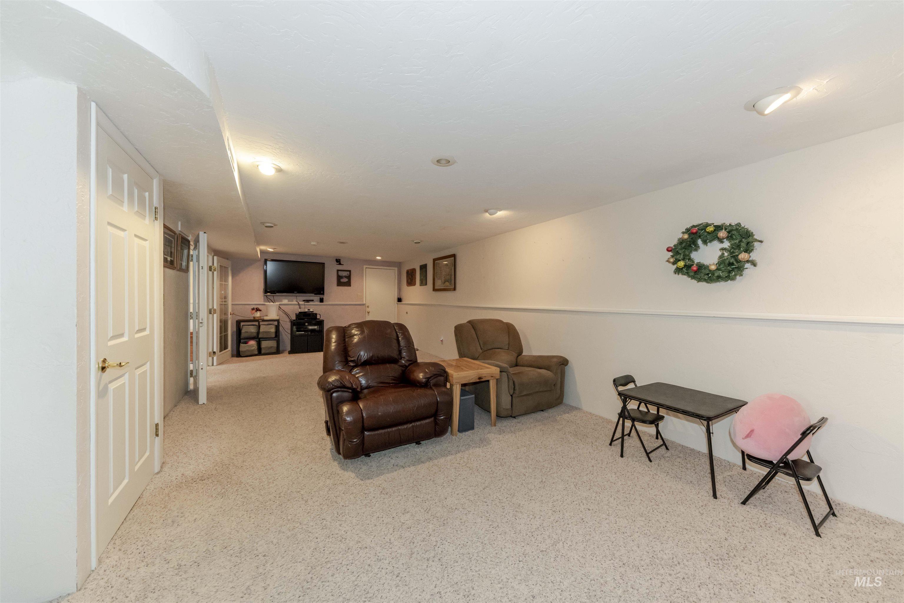 930 Preston Ave, Lewiston, Idaho 83501, 5 Bedrooms, 3 Bathrooms, Residential For Sale, Price $450,000,MLS 98969136