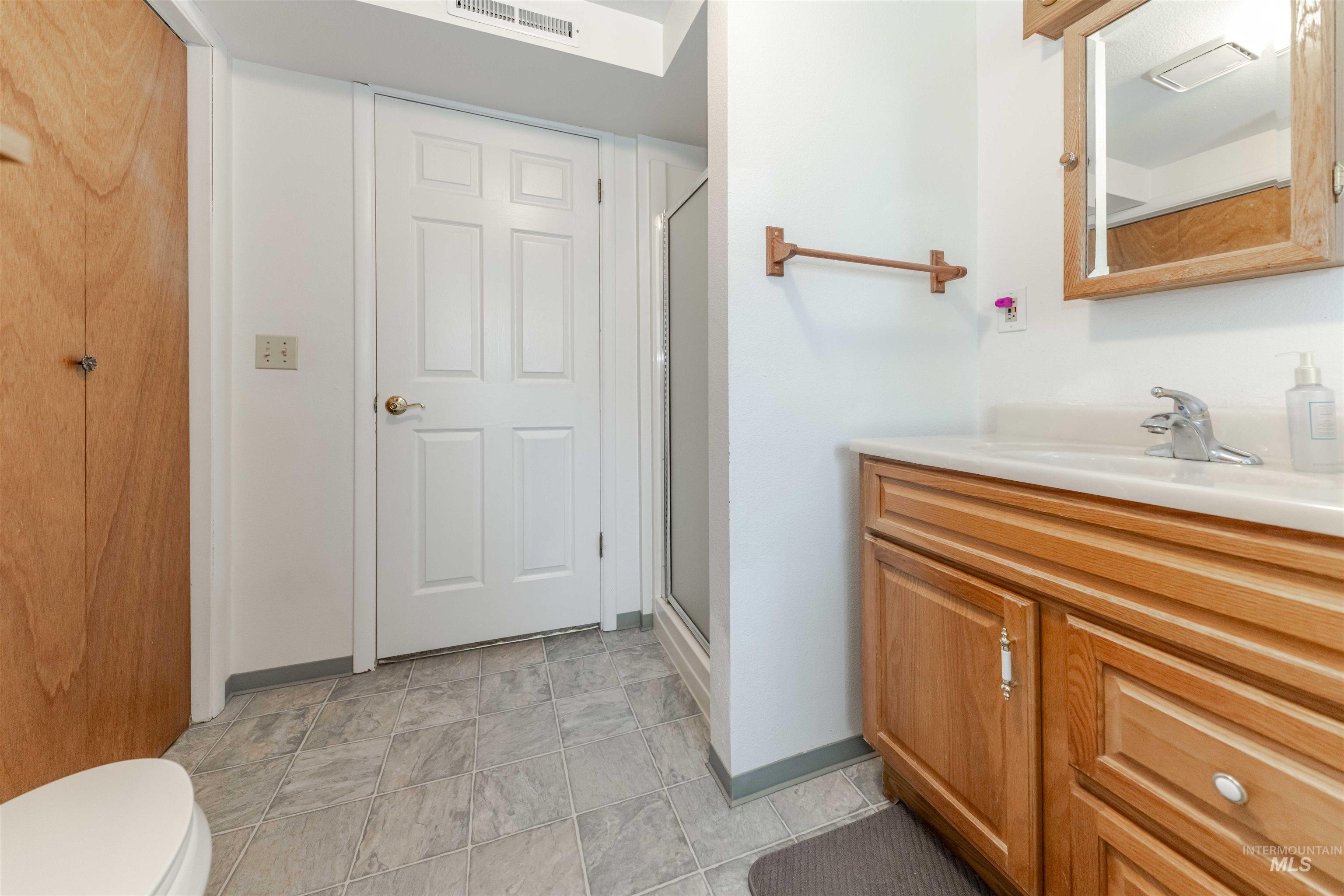 930 Preston Ave, Lewiston, Idaho 83501, 5 Bedrooms, 3 Bathrooms, Residential For Sale, Price $450,000,MLS 98969136