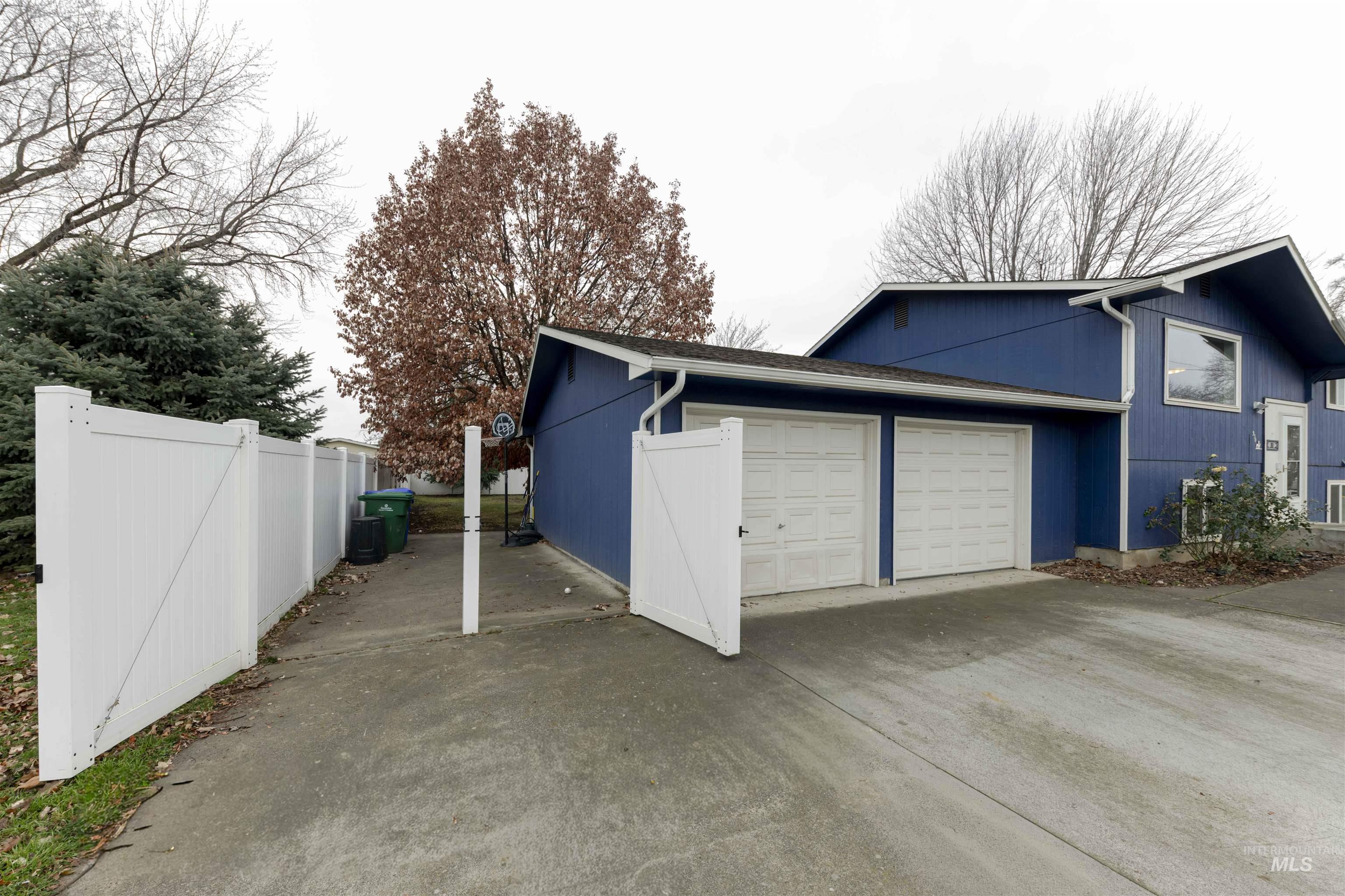 930 Preston Ave, Lewiston, Idaho 83501, 5 Bedrooms, 3 Bathrooms, Residential For Sale, Price $450,000,MLS 98969136
