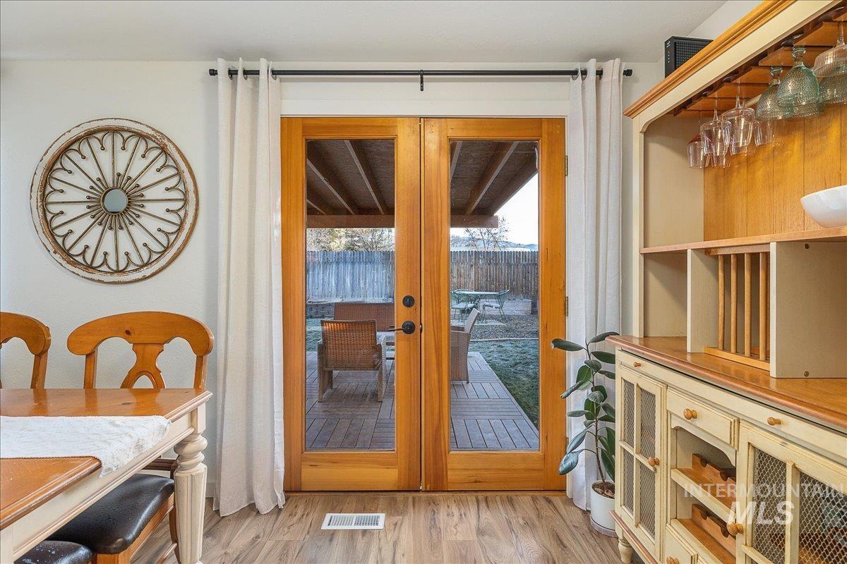 2480 S. Virginia St, Boise, Idaho 83705, 3 Bedrooms, 1 Bathroom, Residential For Sale, Price $389,900,MLS 98969137