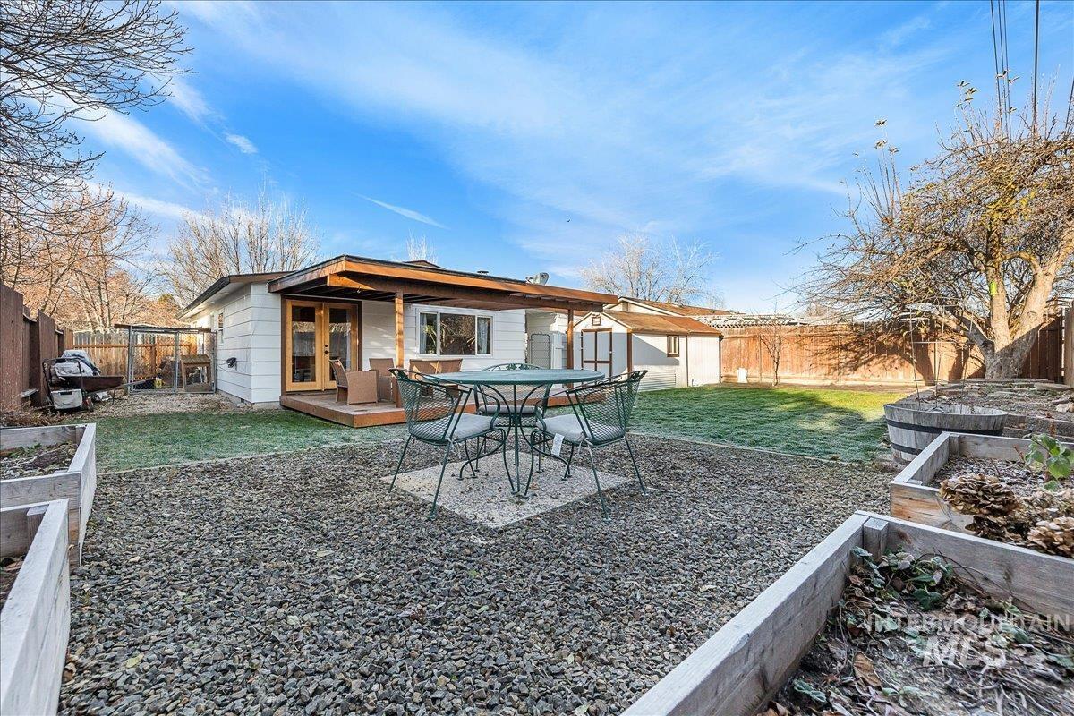 2480 S. Virginia St, Boise, Idaho 83705, 3 Bedrooms, 1 Bathroom, Residential For Sale, Price $389,900,MLS 98969137