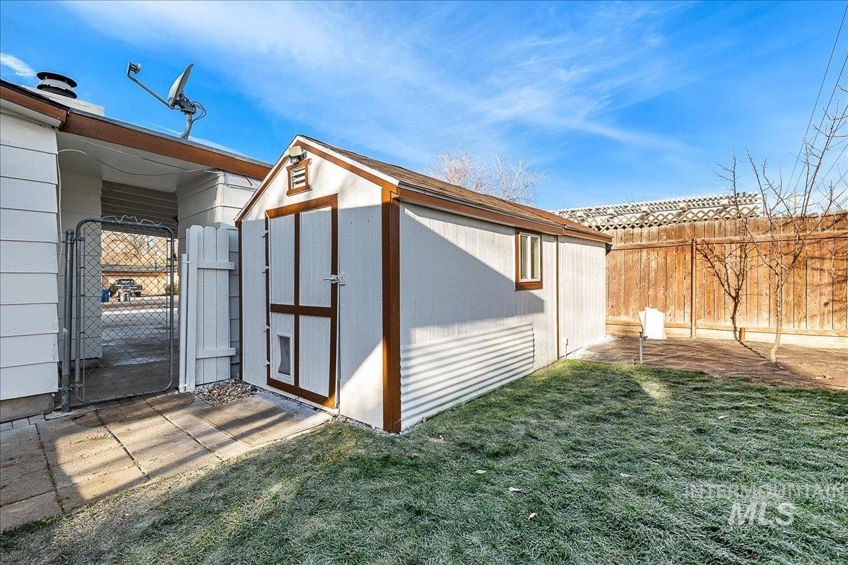 2480 S. Virginia St, Boise, Idaho 83705, 3 Bedrooms, 1 Bathroom, Residential For Sale, Price $389,900,MLS 98969137