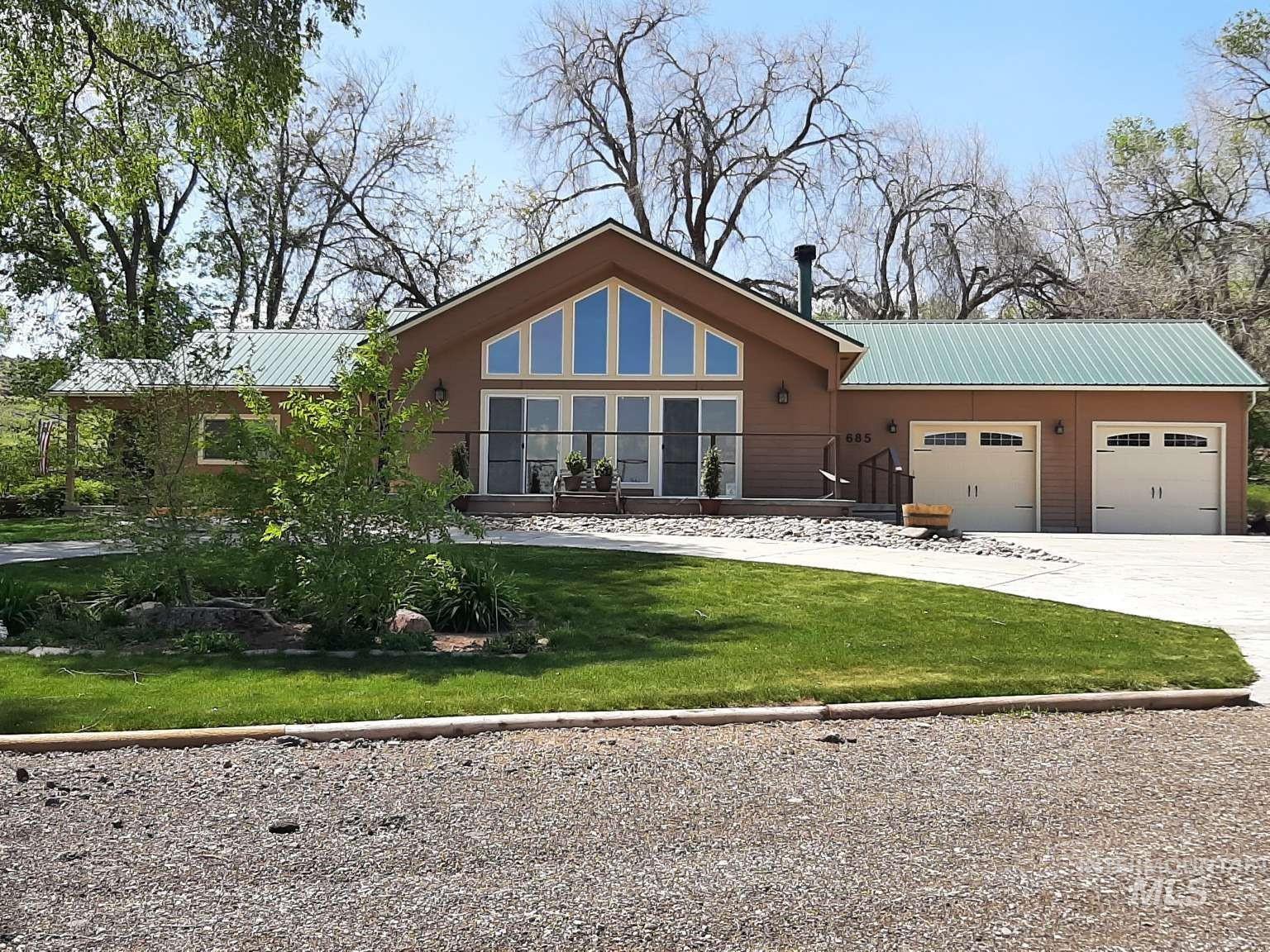 685 King Ave, Ontario, Oregon 97914, 3 Bedrooms, 2 Bathrooms, Residential For Sale, Price $639,000,MLS 98969138