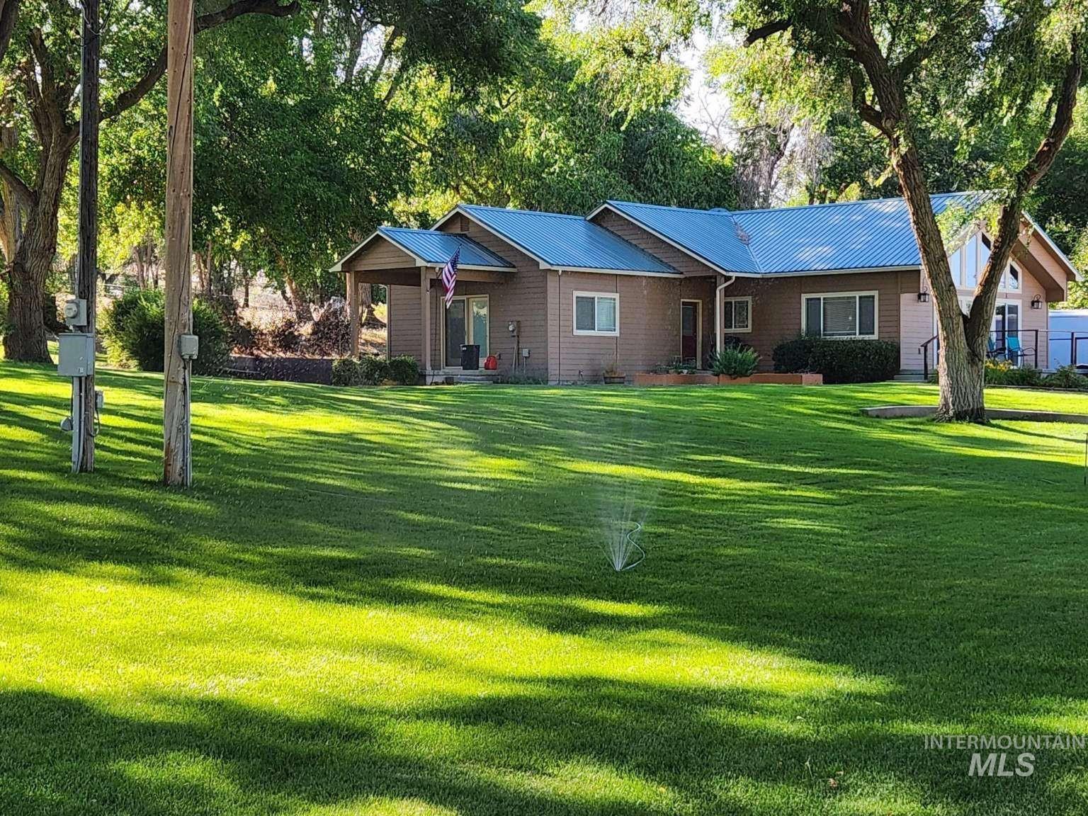 685 King Ave, Ontario, Oregon 97914, 3 Bedrooms, 2 Bathrooms, Residential For Sale, Price $649,000,MLS 98969138