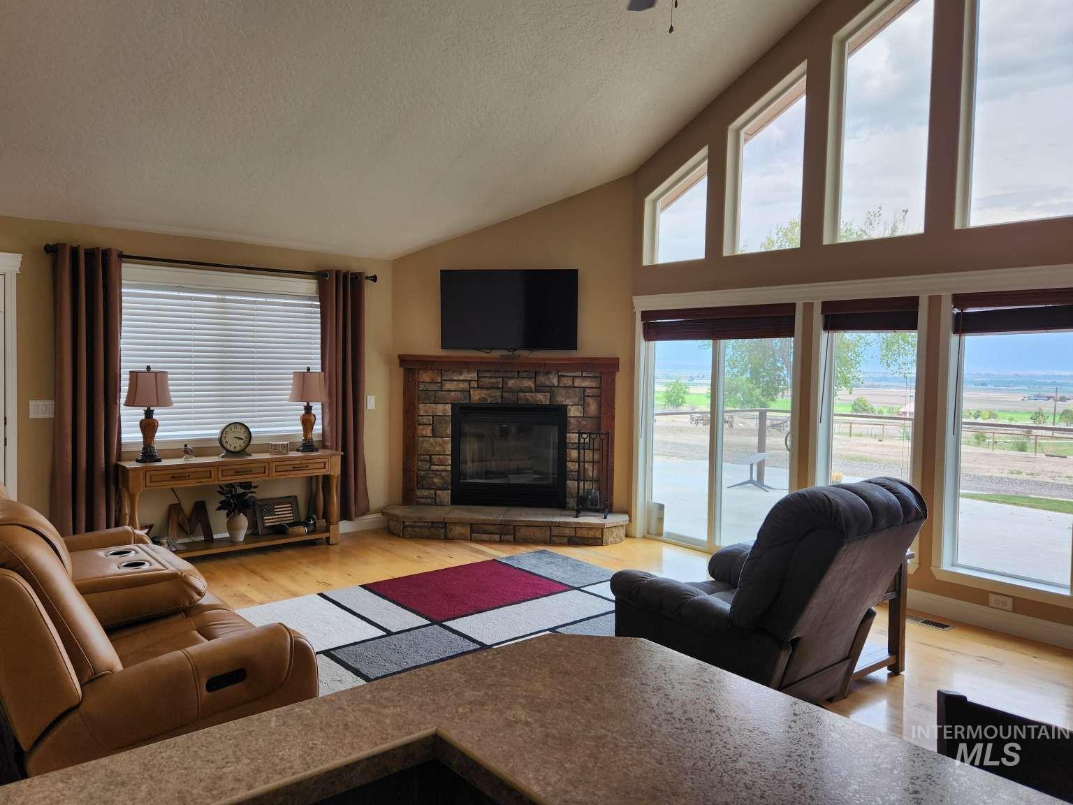 685 King Ave, Ontario, Oregon 97914, 3 Bedrooms, 2 Bathrooms, Residential For Sale, Price $649,000,MLS 98969138