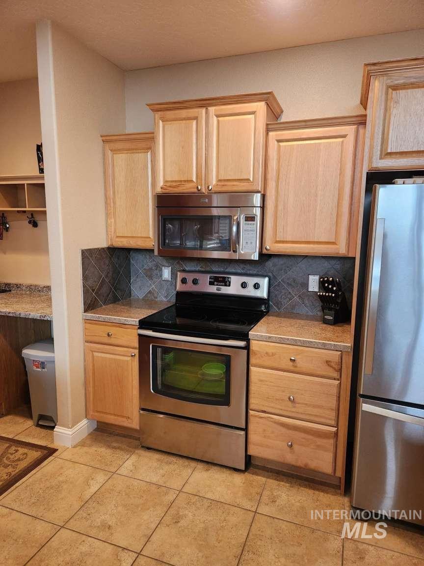 685 King Ave, Ontario, Oregon 97914, 3 Bedrooms, 2 Bathrooms, Residential For Sale, Price $649,000,MLS 98969138