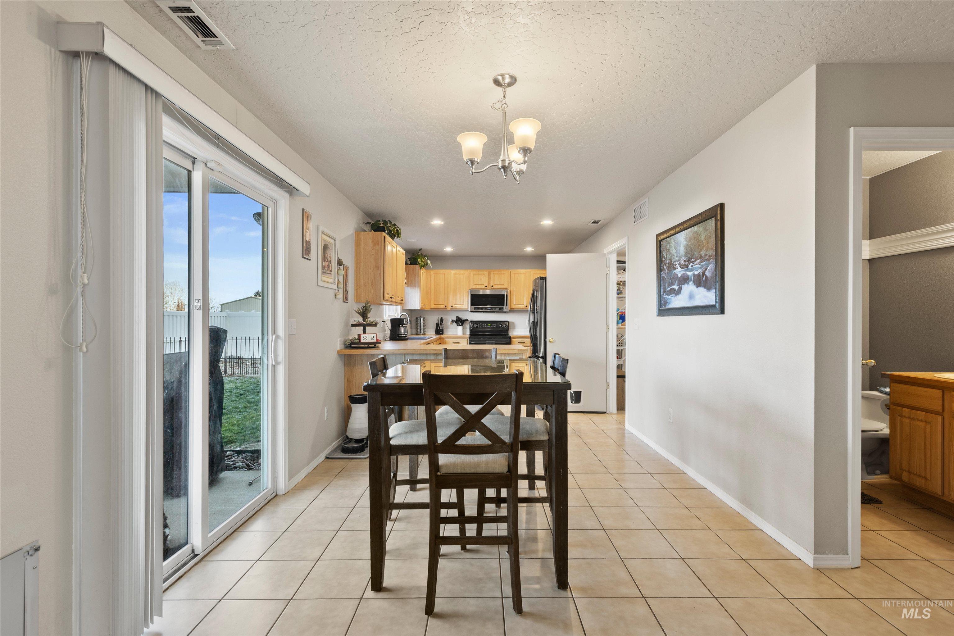 230 E Poplin St., Kuna, Idaho 83634-1492, 4 Bedrooms, 2.5 Bathrooms, Residential For Sale, Price $429,900, 98969142