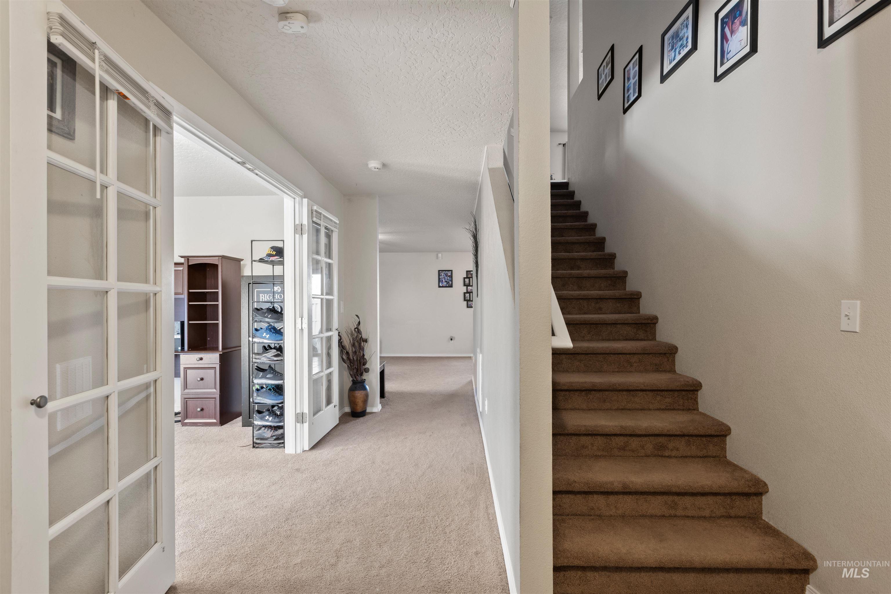 230 E Poplin St., Kuna, Idaho 83634-1492, 4 Bedrooms, 2.5 Bathrooms, Residential For Sale, Price $429,900, 98969142