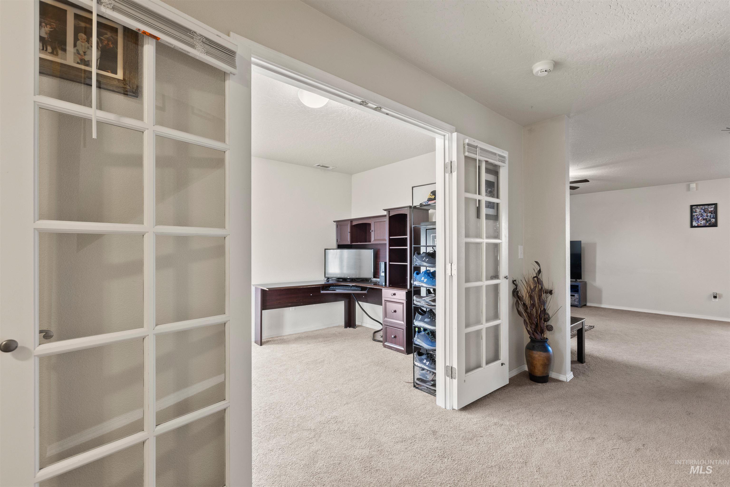 230 E Poplin St., Kuna, Idaho 83634-1492, 4 Bedrooms, 2.5 Bathrooms, Residential For Sale, Price $429,900, 98969142