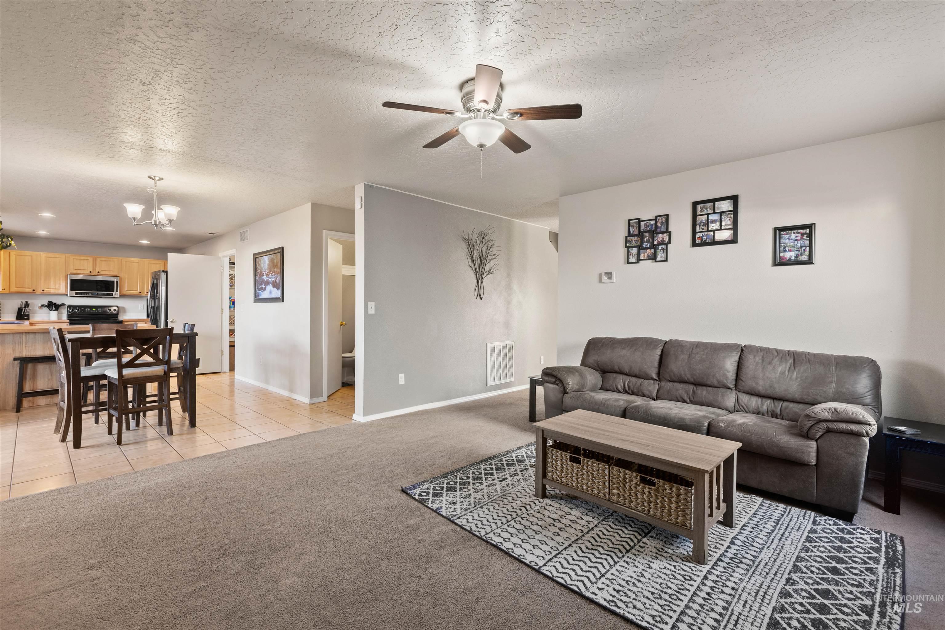 230 E Poplin St., Kuna, Idaho 83634-1492, 4 Bedrooms, 2.5 Bathrooms, Residential For Sale, Price $429,900, 98969142