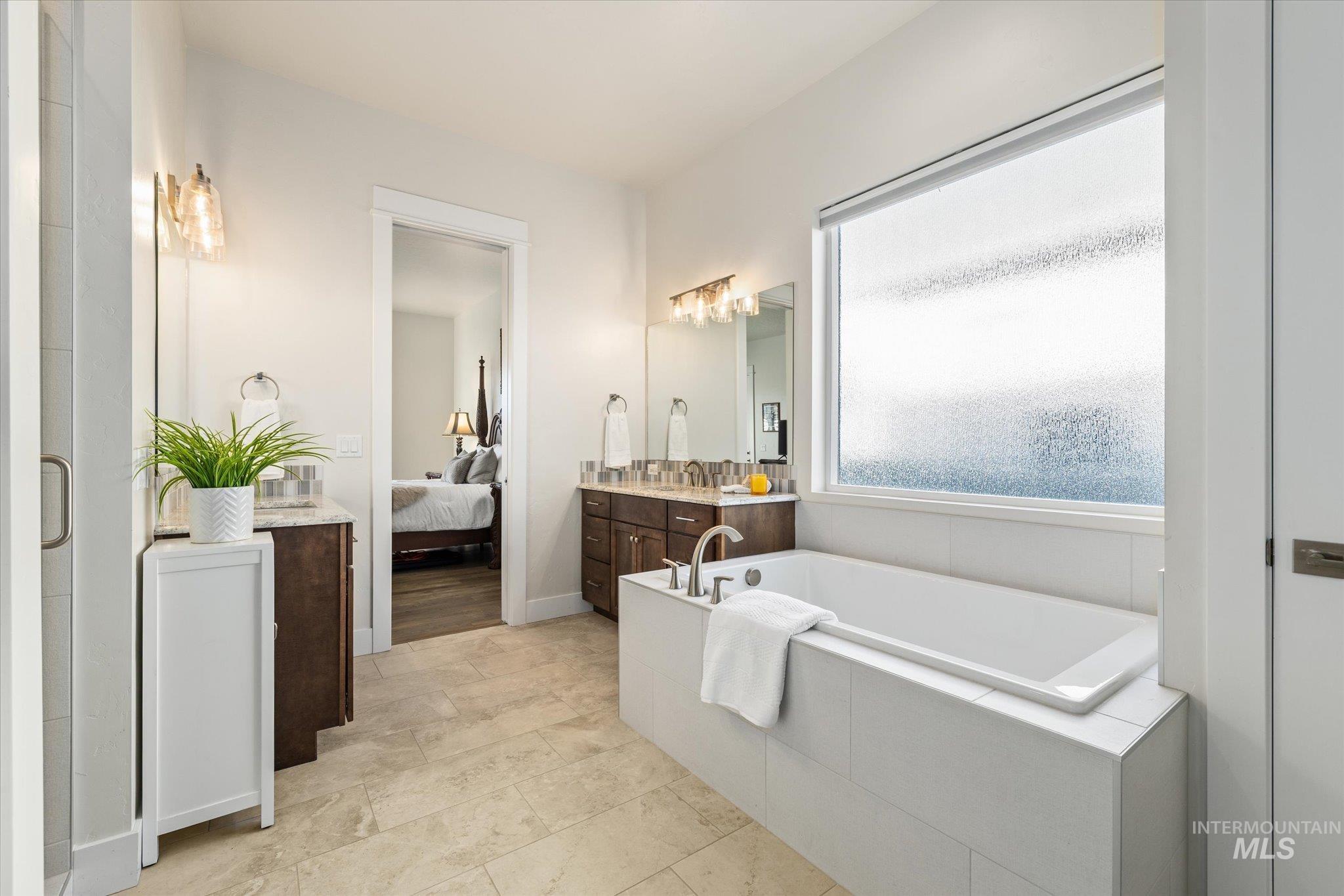 19011 N Eaglestone Pl, Boise, Idaho 83714-2010, 4 Bedrooms, 3 Bathrooms, Residential For Sale, Price $1,175,000,MLS 98969162