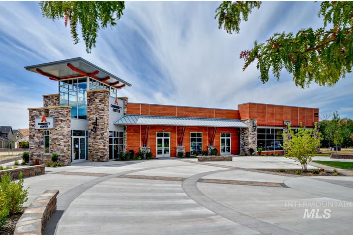 19011 N Eaglestone Pl, Boise, Idaho 83714-2010, 4 Bedrooms, 3 Bathrooms, Residential For Sale, Price $1,175,000,MLS 98969162