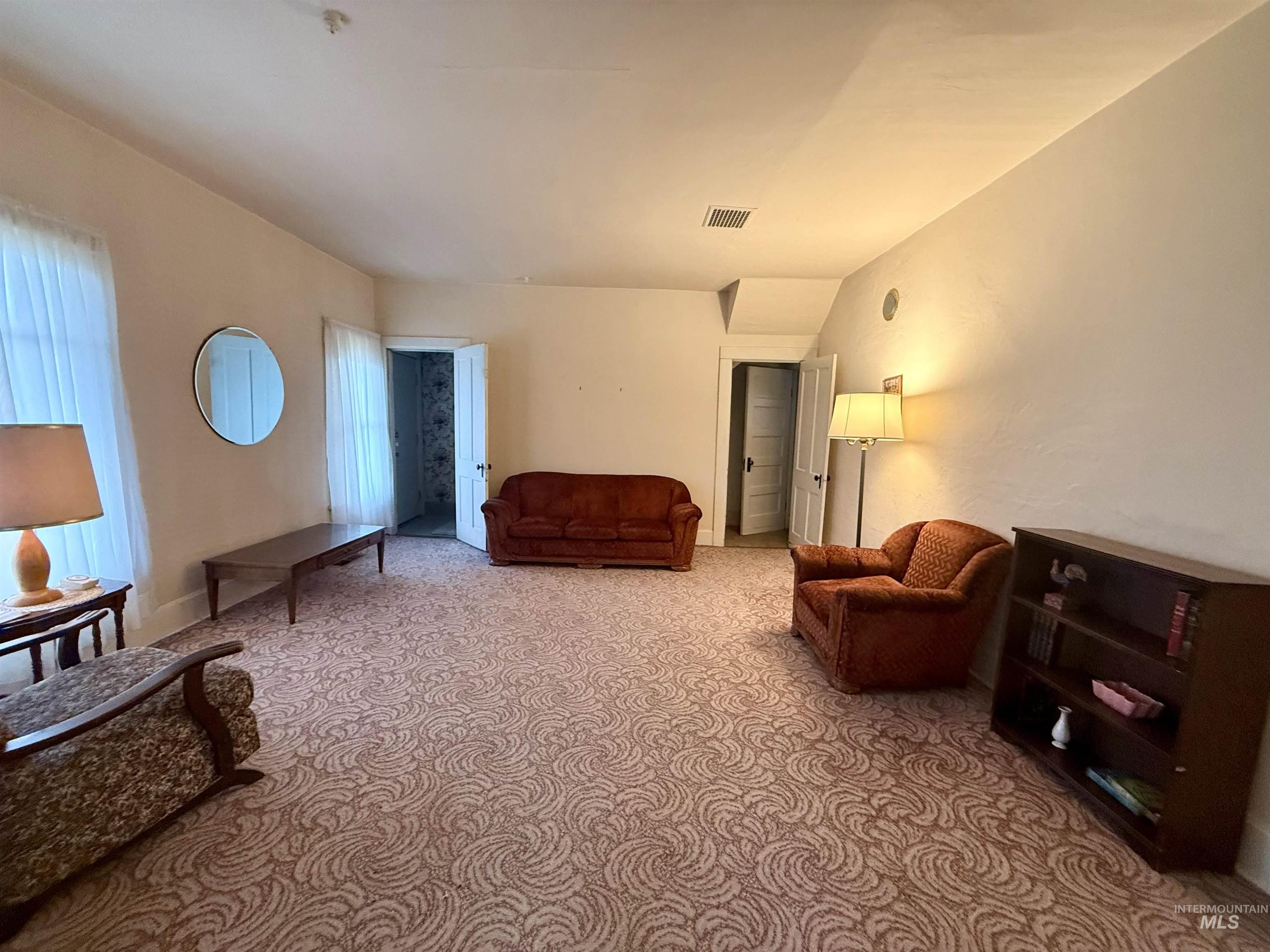 1368 Chestnut St., Clarkston, Washington 99403, 3 Bedrooms, 1 Bathroom, Residential For Sale, Price $325,000,MLS 98969164