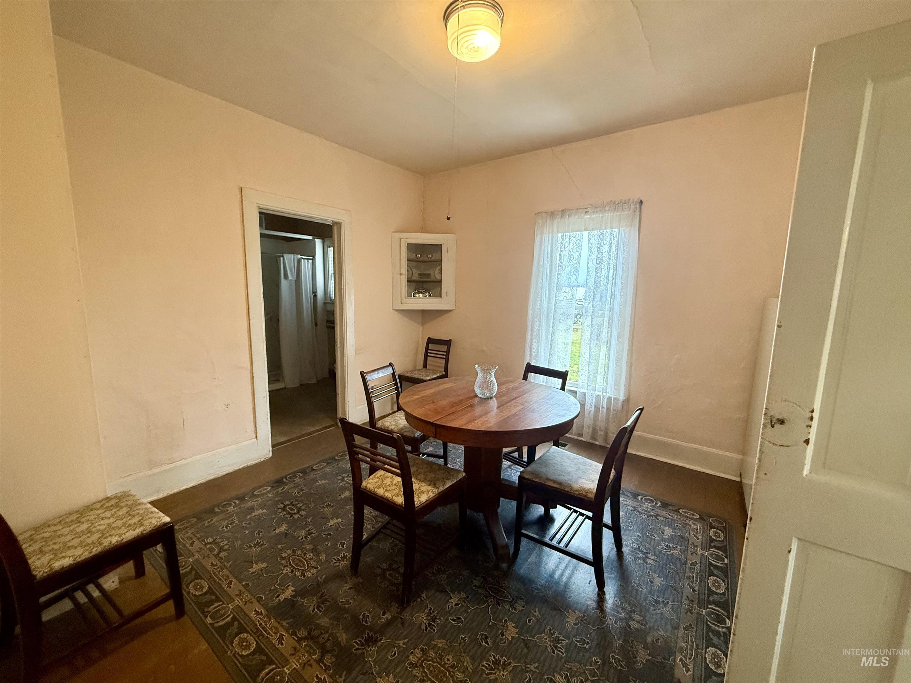 1368 Chestnut St., Clarkston, Washington 99403, 3 Bedrooms, 1 Bathroom, Residential For Sale, Price $325,000,MLS 98969164