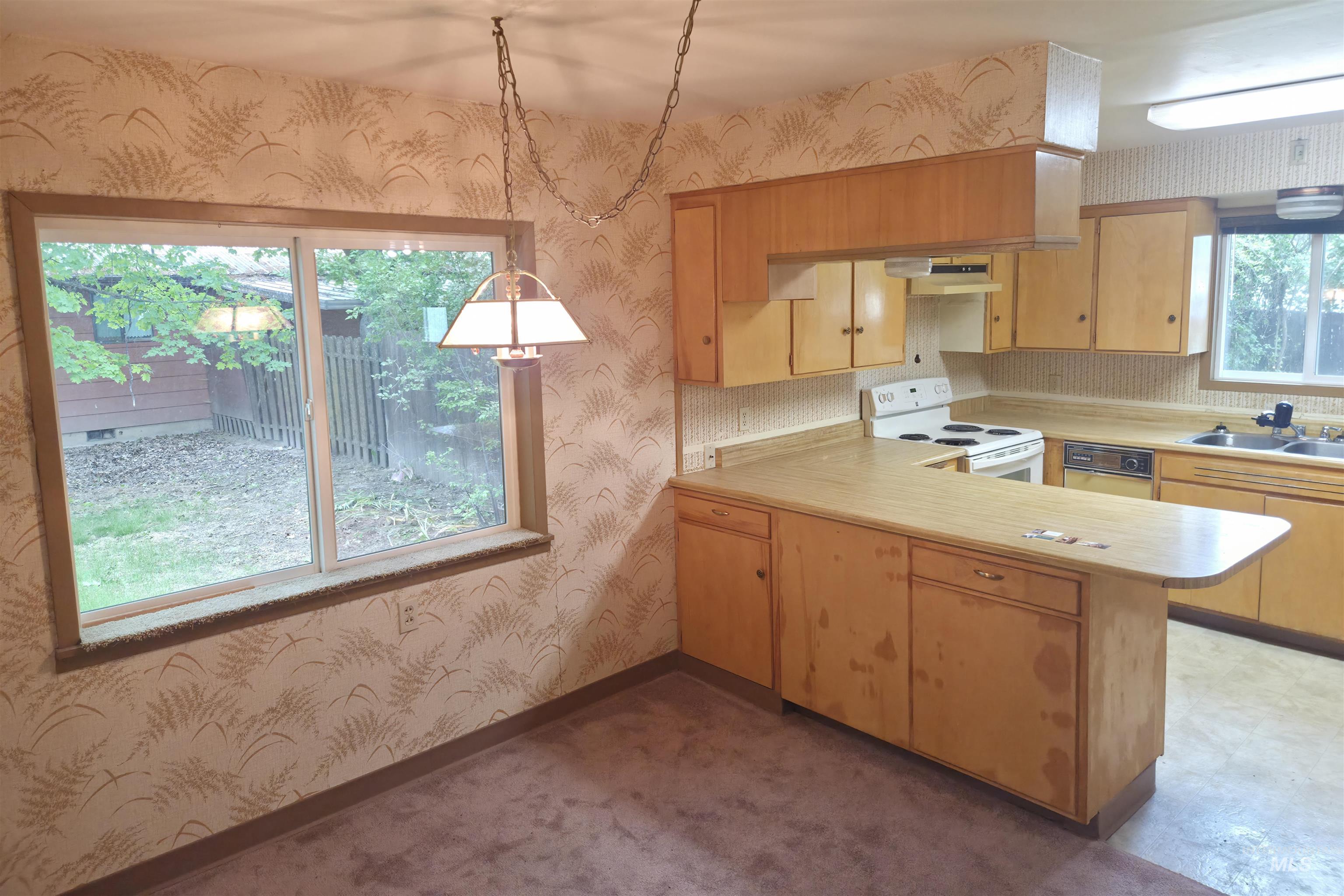 615 N Washington, Moscow, Idaho 83843, 4 Bedrooms, 2 Bathrooms, Residential For Sale, Price $449,000,MLS 98969172