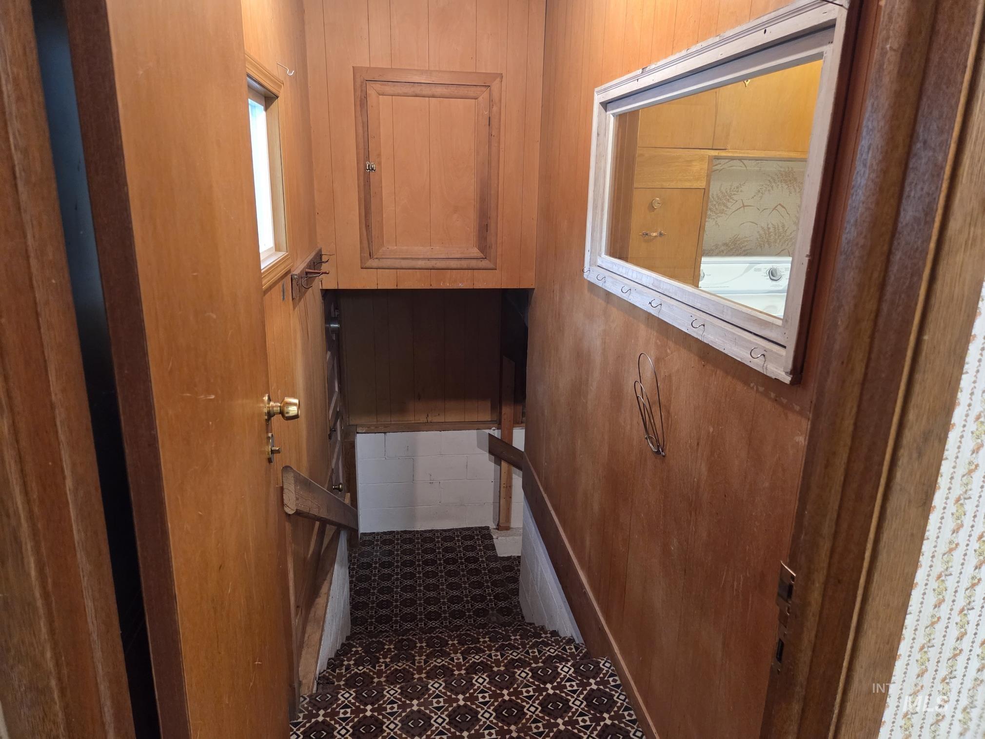 615 N Washington, Moscow, Idaho 83843, 4 Bedrooms, 2 Bathrooms, Residential For Sale, Price $505,000,MLS 98969172