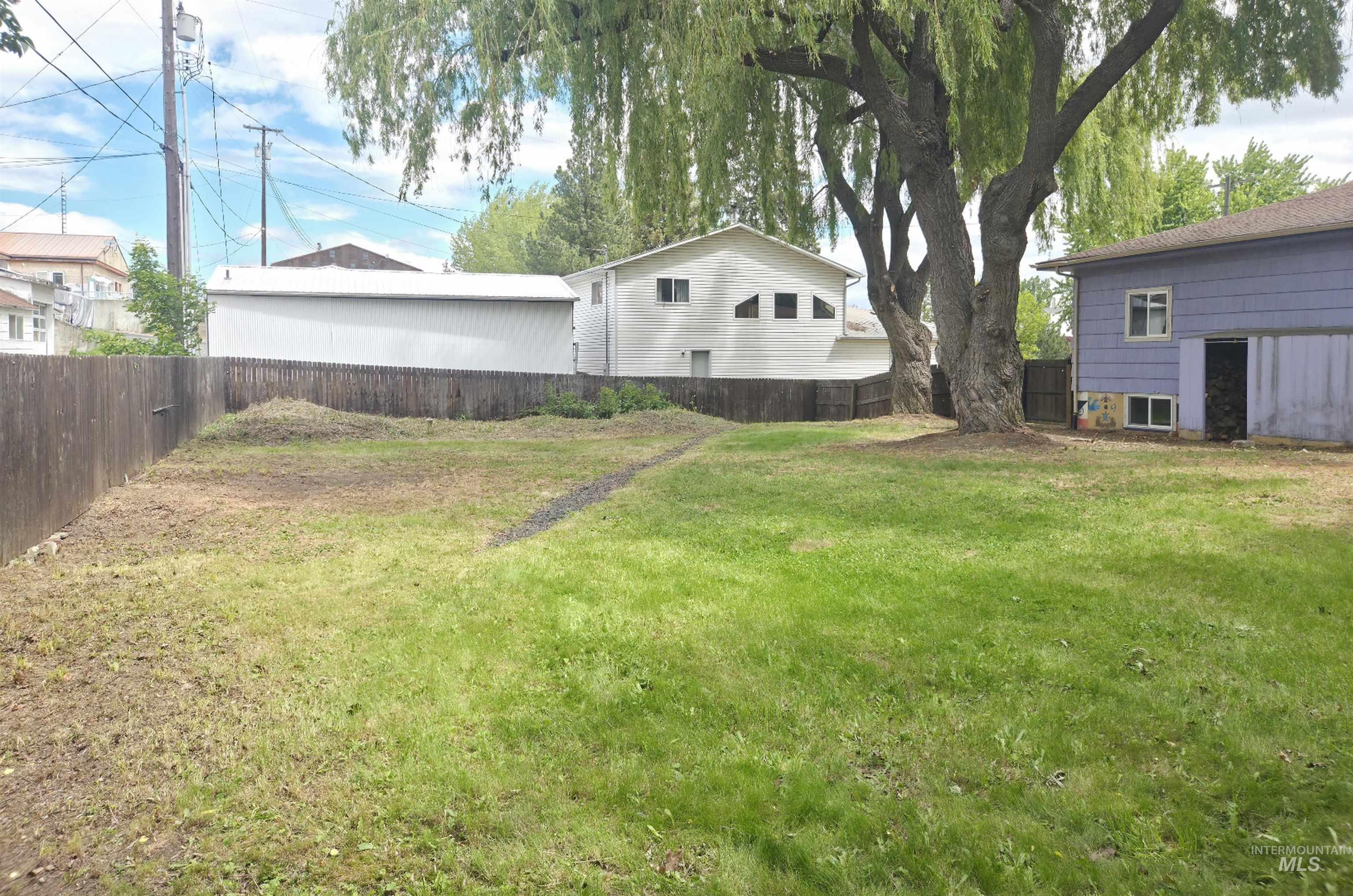 615 N Washington, Moscow, Idaho 83843, 4 Bedrooms, 2 Bathrooms, Residential For Sale, Price $449,000,MLS 98969172