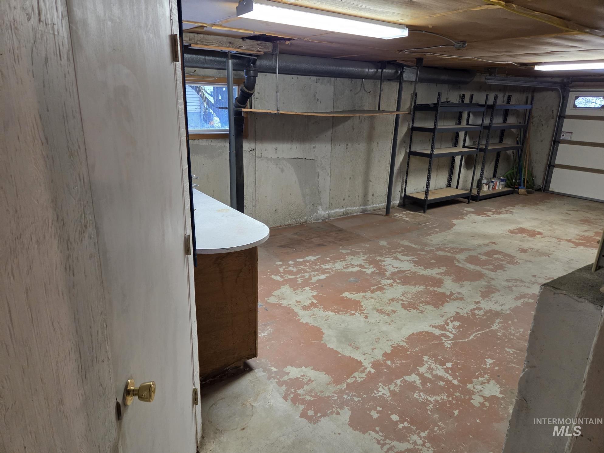 615 N Washington, Moscow, Idaho 83843, 4 Bedrooms, 2 Bathrooms, Residential For Sale, Price $505,000,MLS 98969172