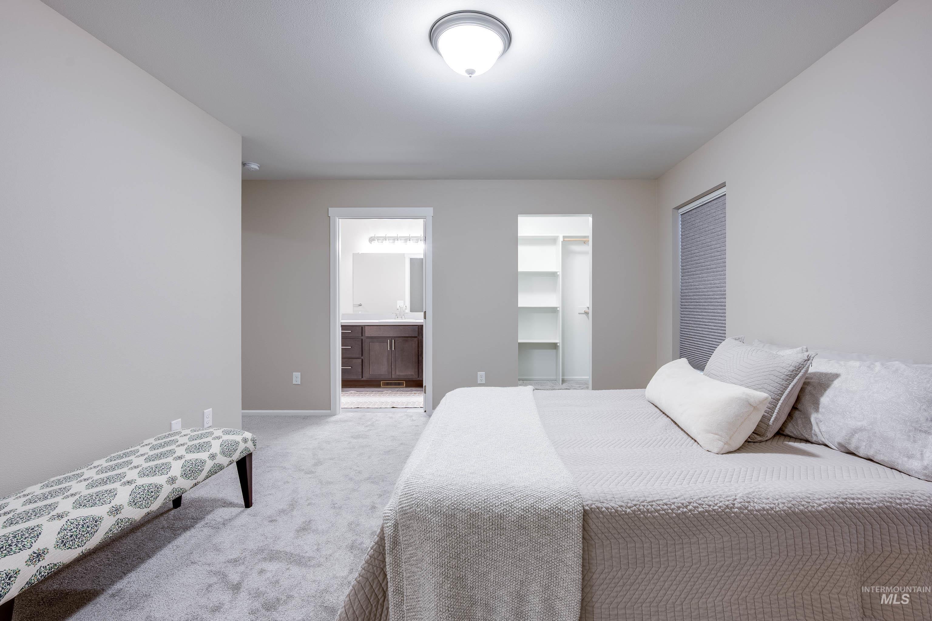 2586 Springsnow Street, Clarkston, Washington 99403, 3 Bedrooms, 2 Bathrooms, Residential For Sale, Price $353,000,MLS 98969189