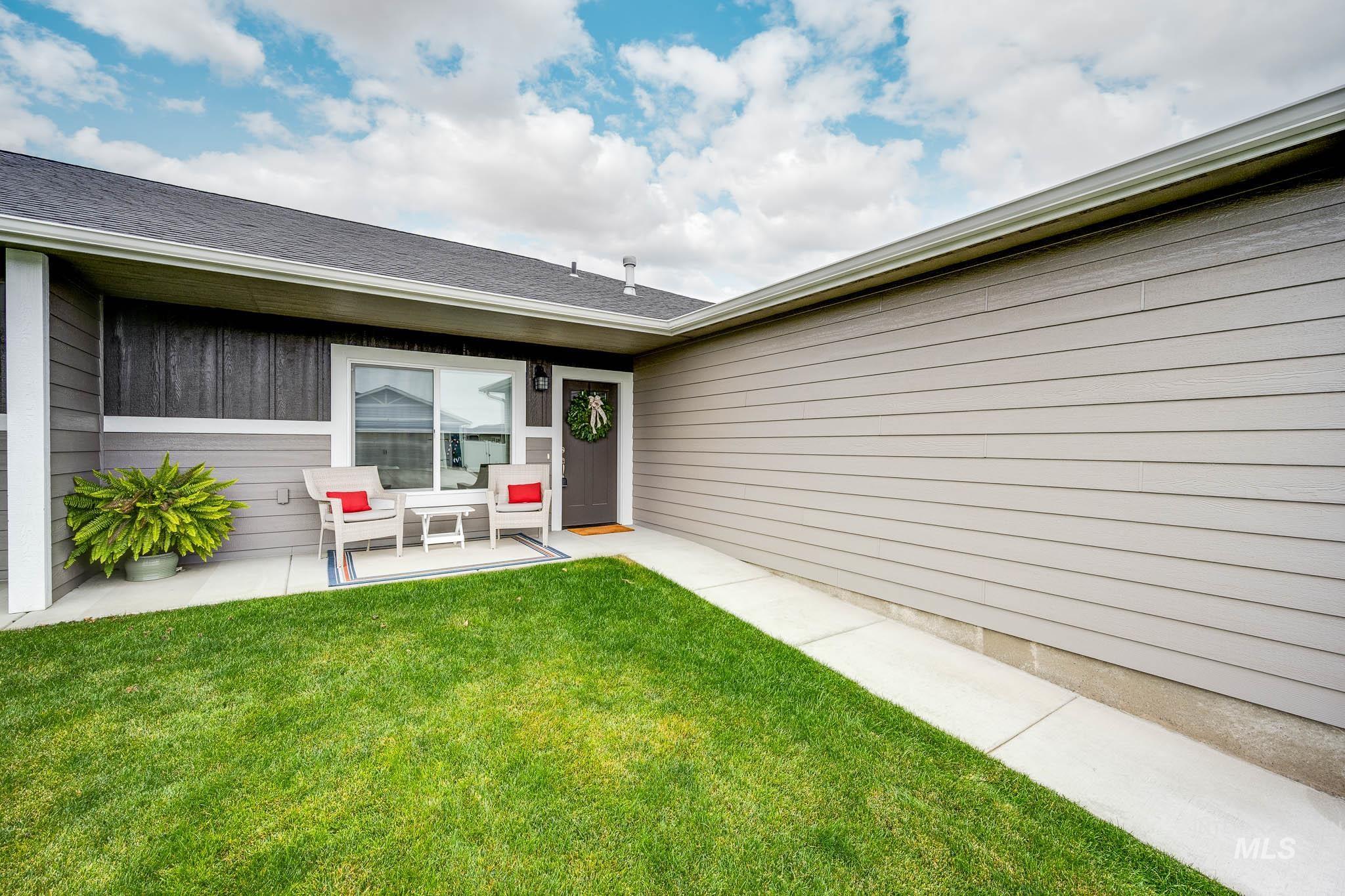 2586 Springsnow Street, Clarkston, Washington 99403, 3 Bedrooms, 2 Bathrooms, Residential For Sale, Price $353,000,MLS 98969189