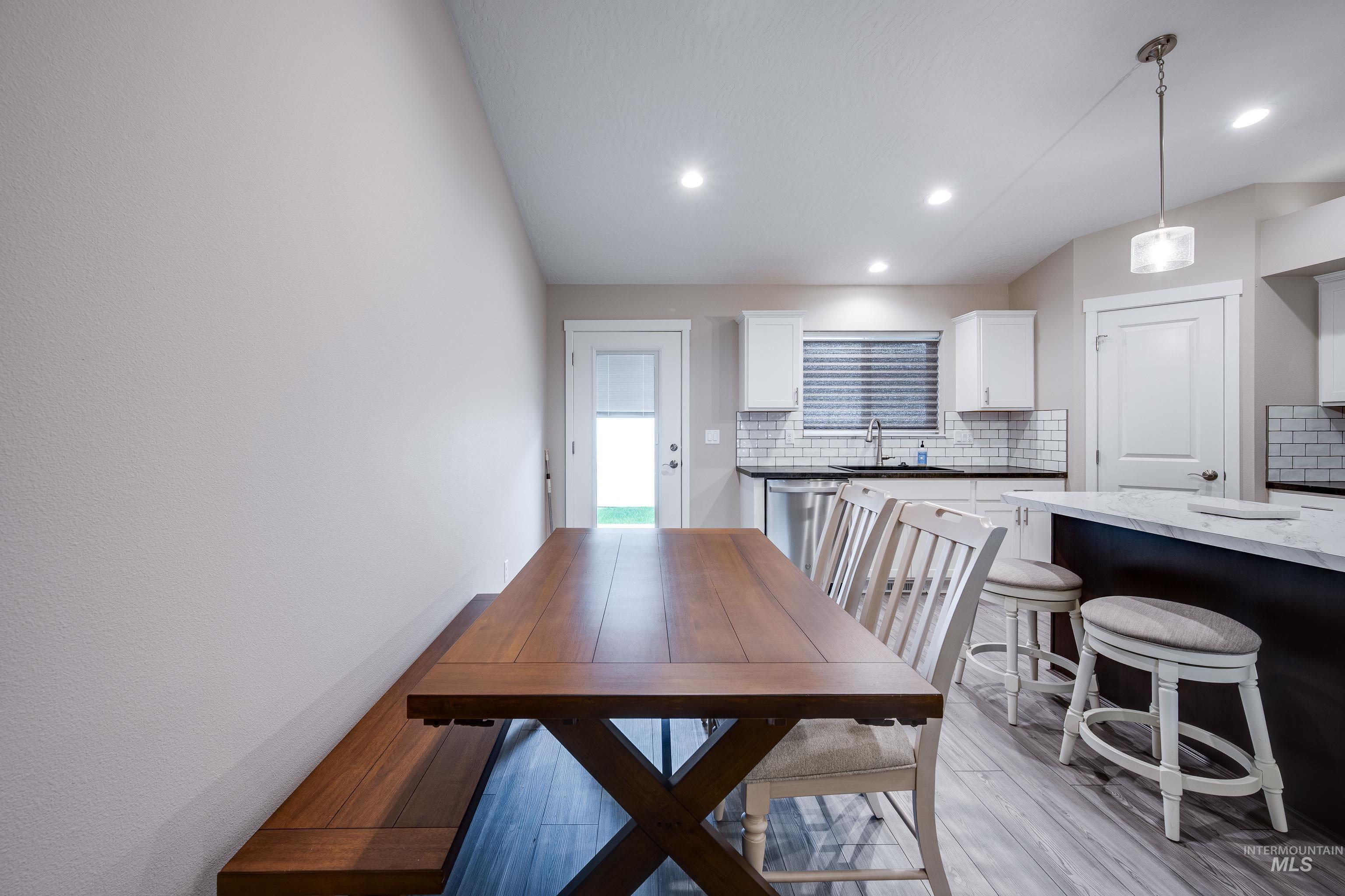 2586 Springsnow Street, Clarkston, Washington 99403, 3 Bedrooms, 2 Bathrooms, Residential For Sale, Price $353,000,MLS 98969189