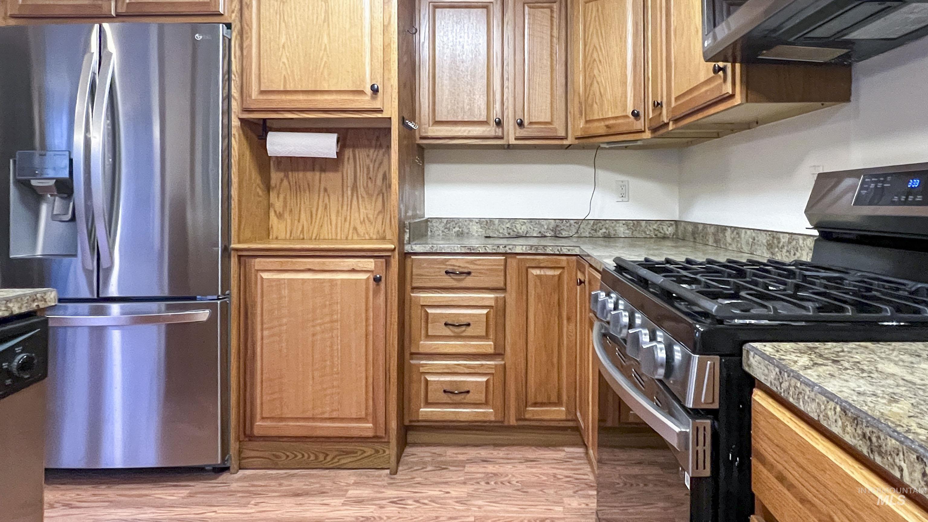 719 Viewpoint Rd, Ahsahka, Idaho 83520, 2 Bedrooms, 1 Bathroom, Residential For Sale, Price $415,000,MLS 98969193