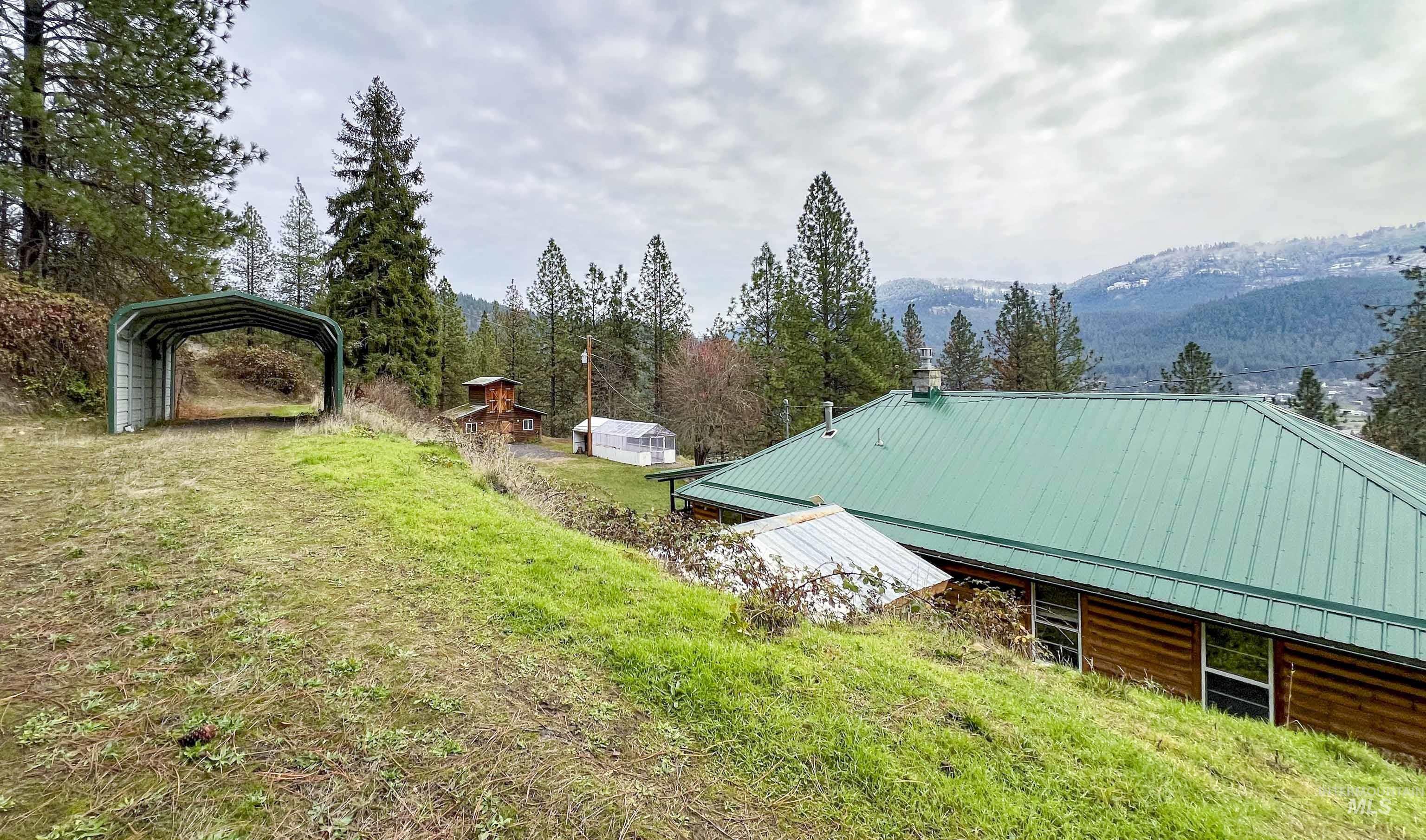 719 Viewpoint Rd, Ahsahka, Idaho 83520, 2 Bedrooms, 1 Bathroom, Residential For Sale, Price $415,000,MLS 98969193