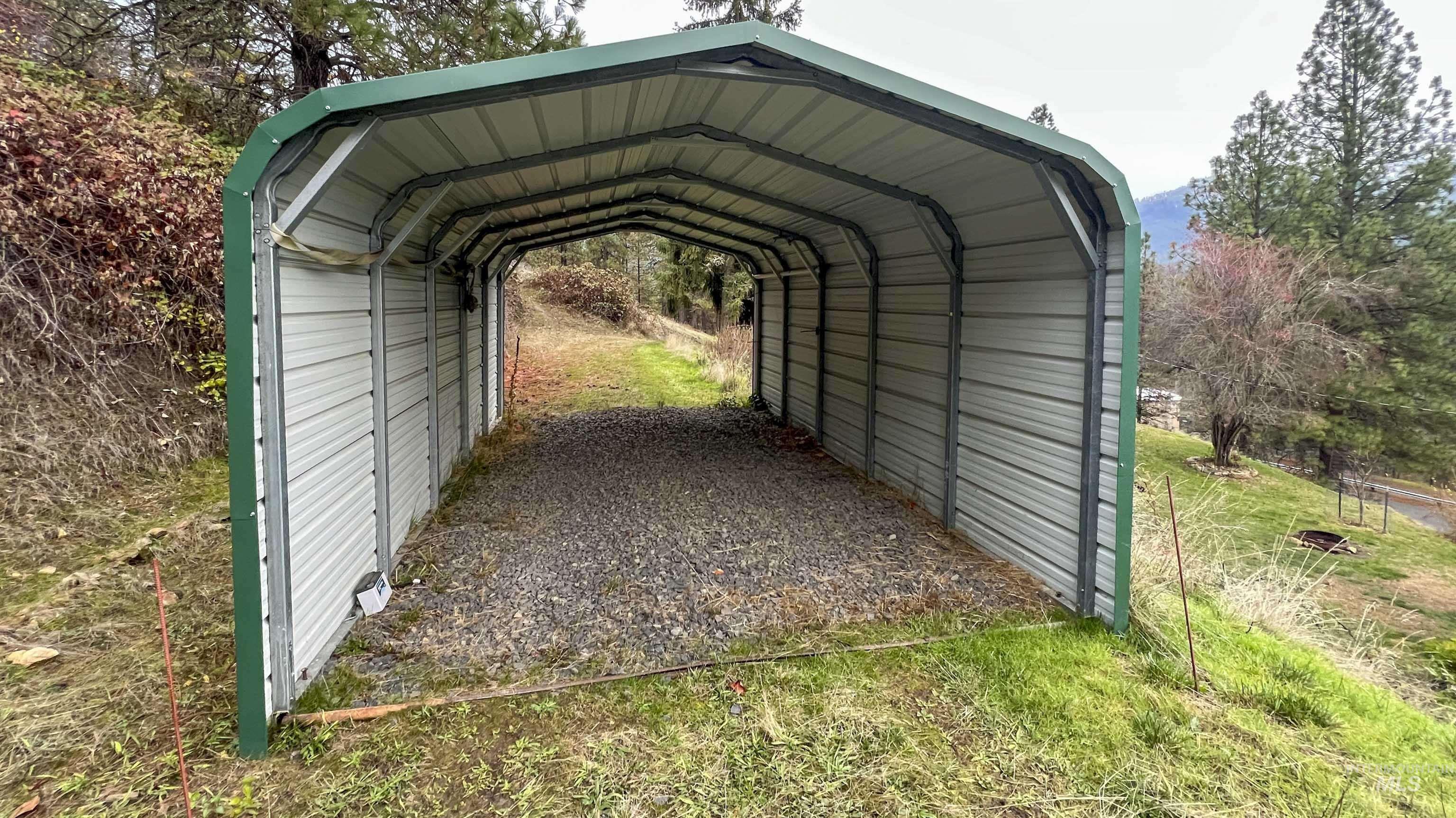 719 Viewpoint Rd, Ahsahka, Idaho 83520, 2 Bedrooms, 1 Bathroom, Residential For Sale, Price $415,000,MLS 98969193