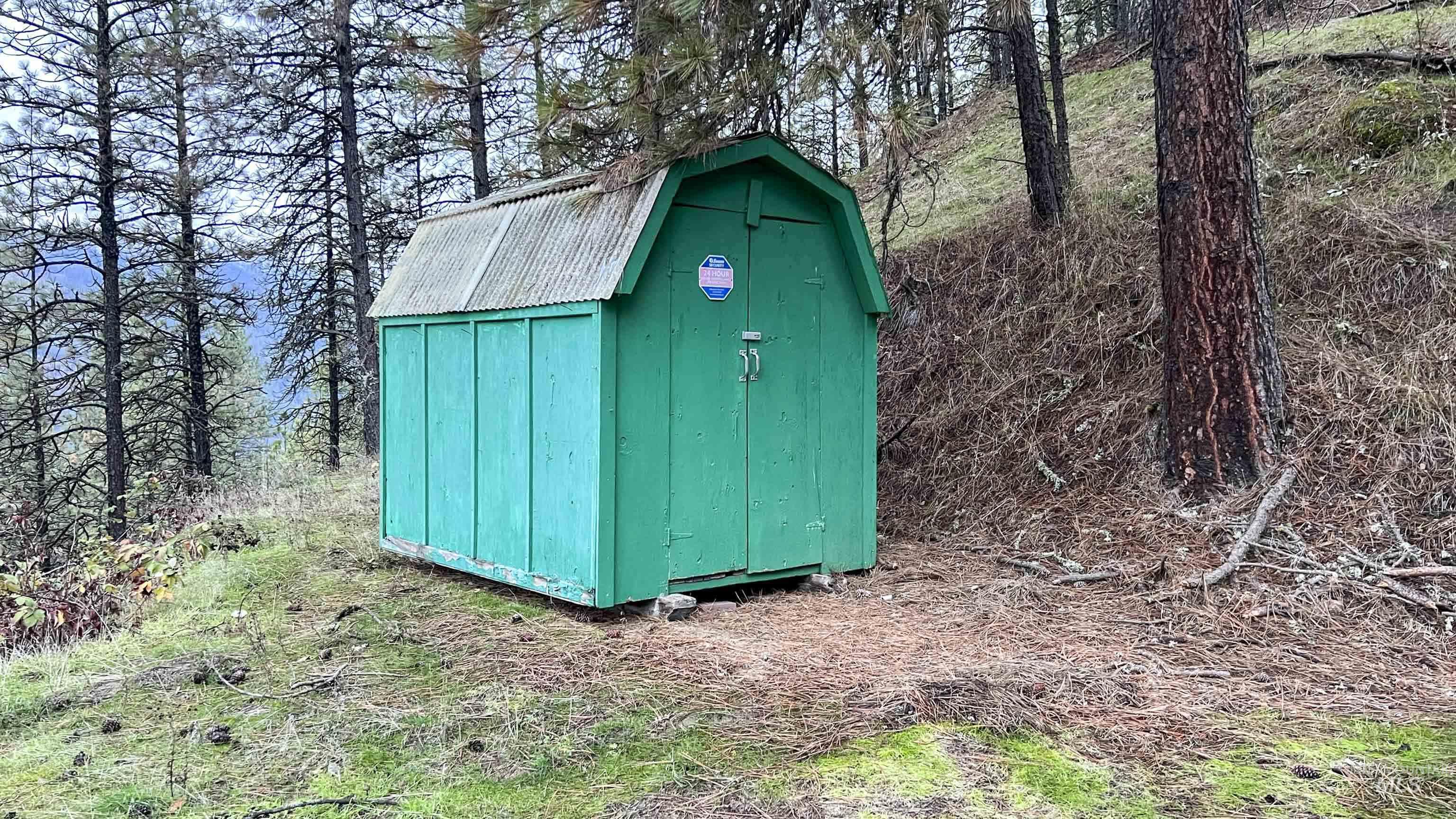 719 Viewpoint Rd, Ahsahka, Idaho 83520, 2 Bedrooms, 1 Bathroom, Residential For Sale, Price $415,000,MLS 98969193