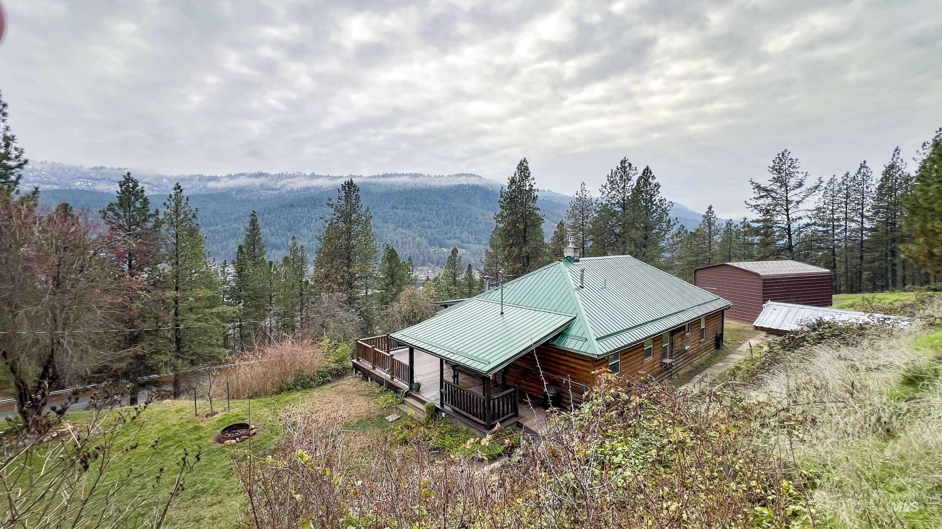 719 Viewpoint Rd, Ahsahka, Idaho 83520, 2 Bedrooms, 1 Bathroom, Residential For Sale, Price $415,000,MLS 98969193