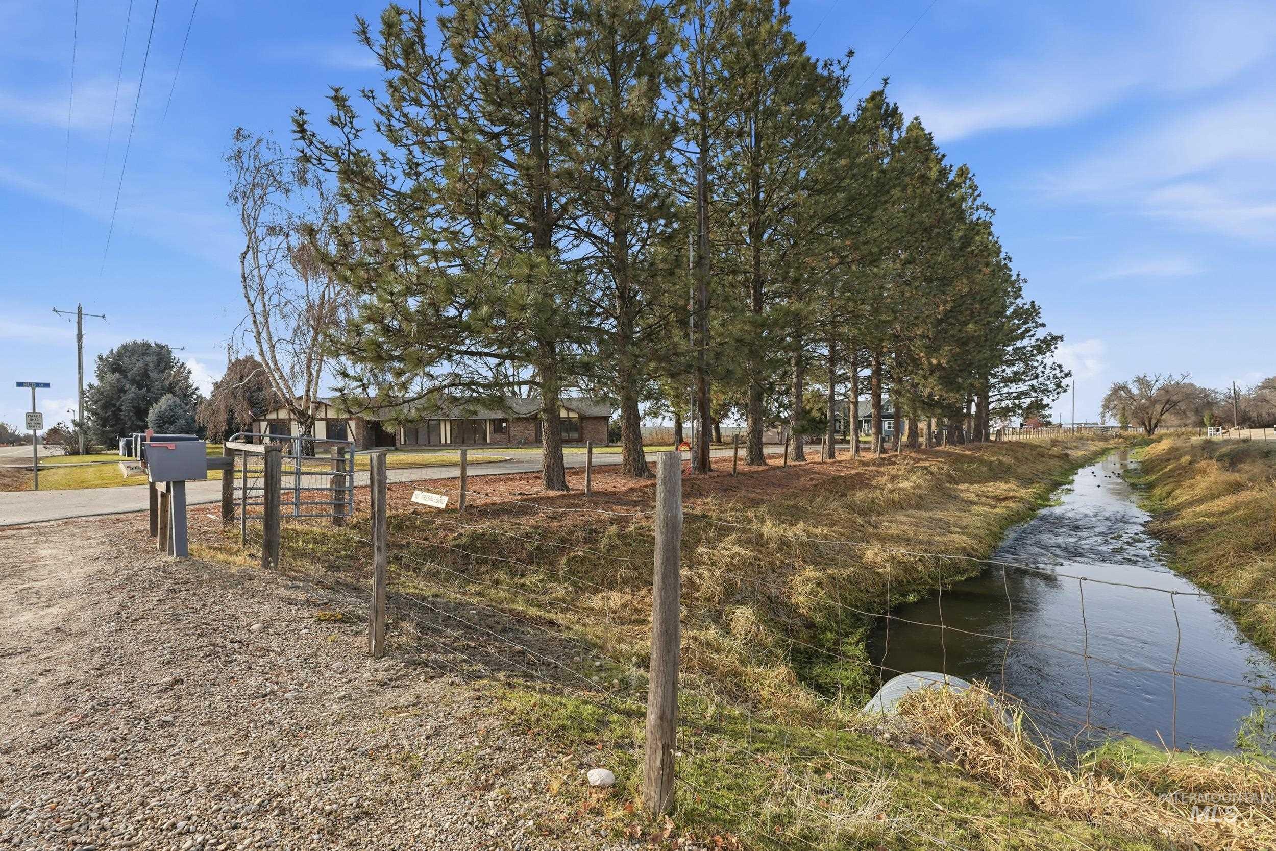 6283 Bud Lane, Star, Idaho 83669, 3 Bedrooms, 2.5 Bathrooms, Residential For Sale, Price $675,000,MLS 98969195